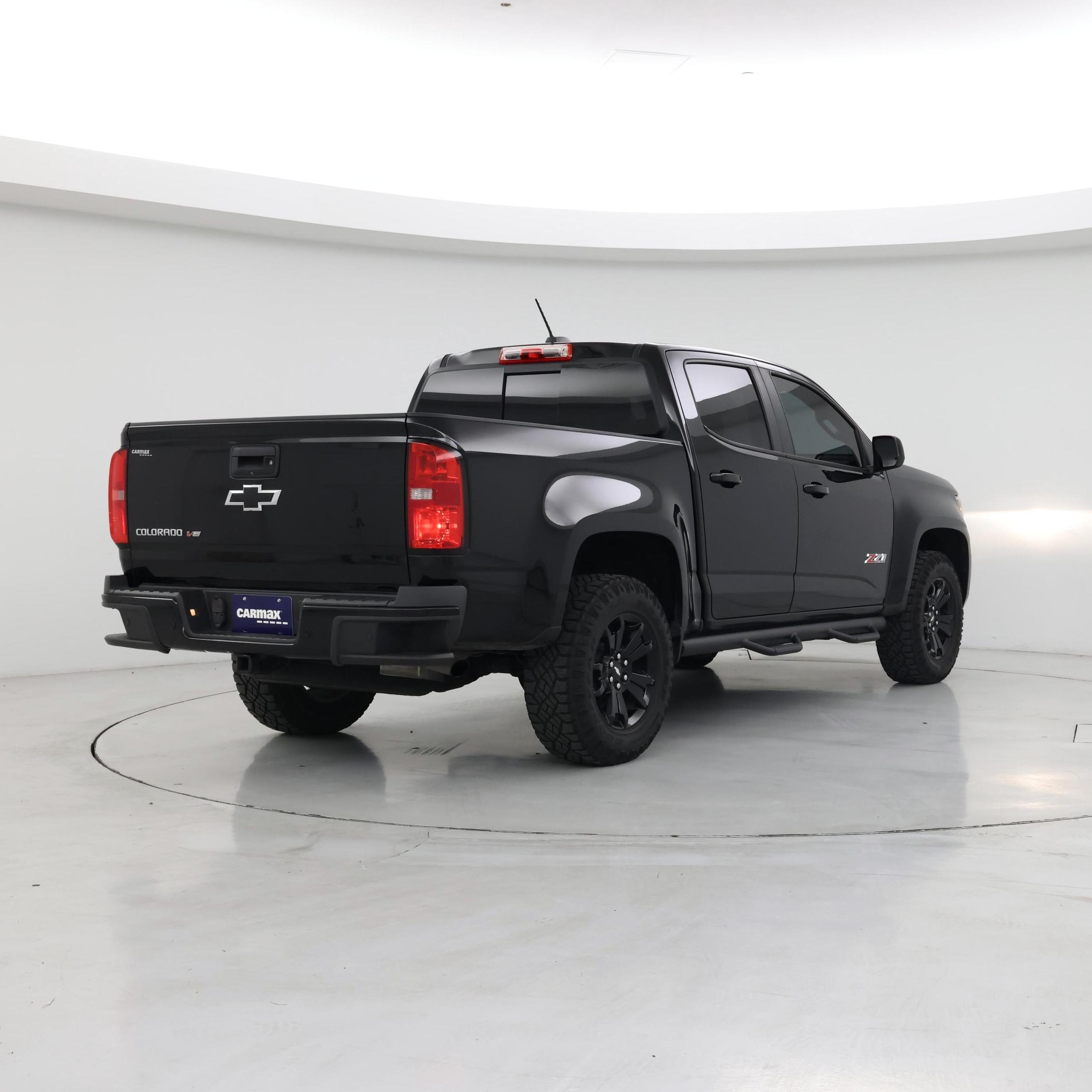 Thumbnail: 2019 Chevrolet Colorado - 8