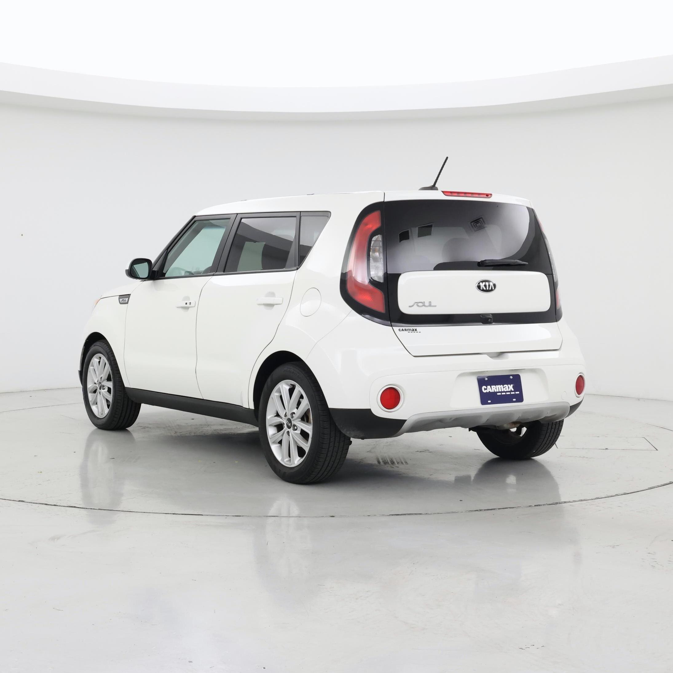 Thumbnail: 2019 Kia Soul - 2