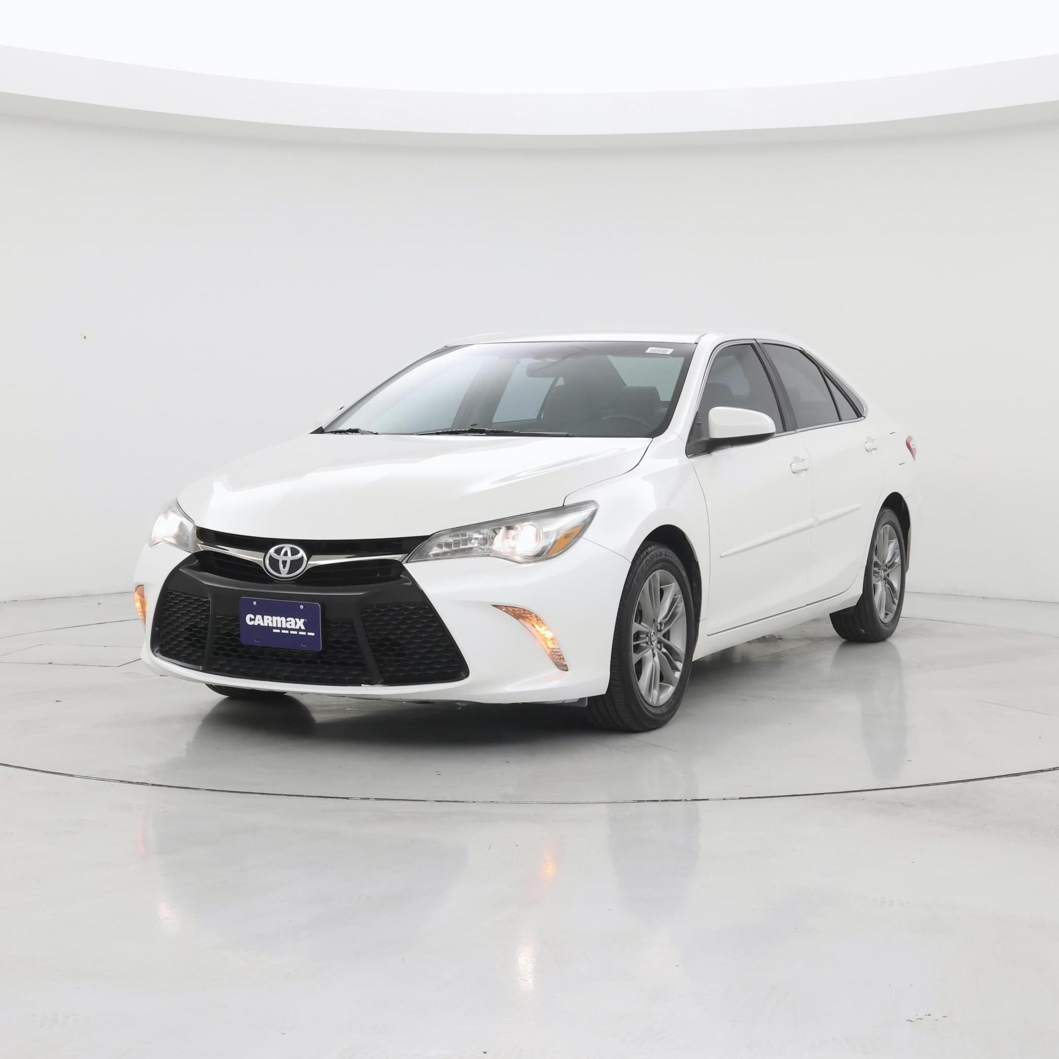 Thumbnail: 2015 Toyota Camry - 4