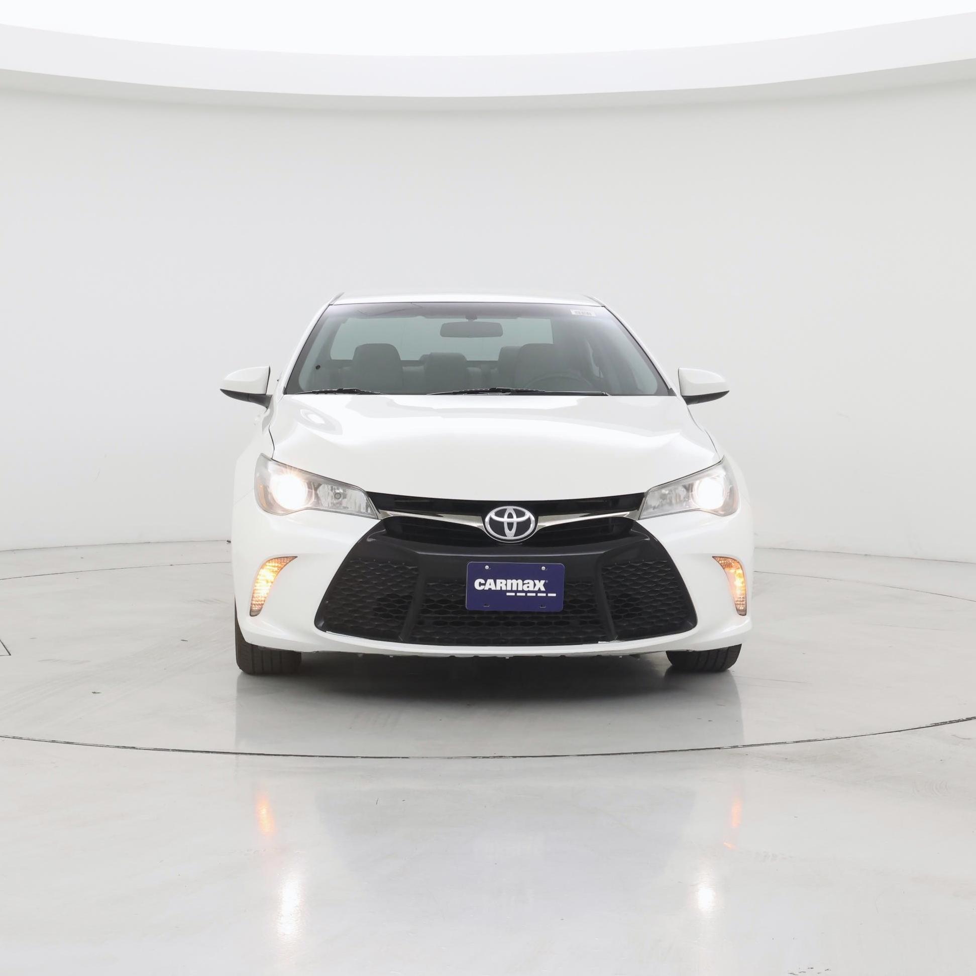 Thumbnail: 2015 Toyota Camry - 5
