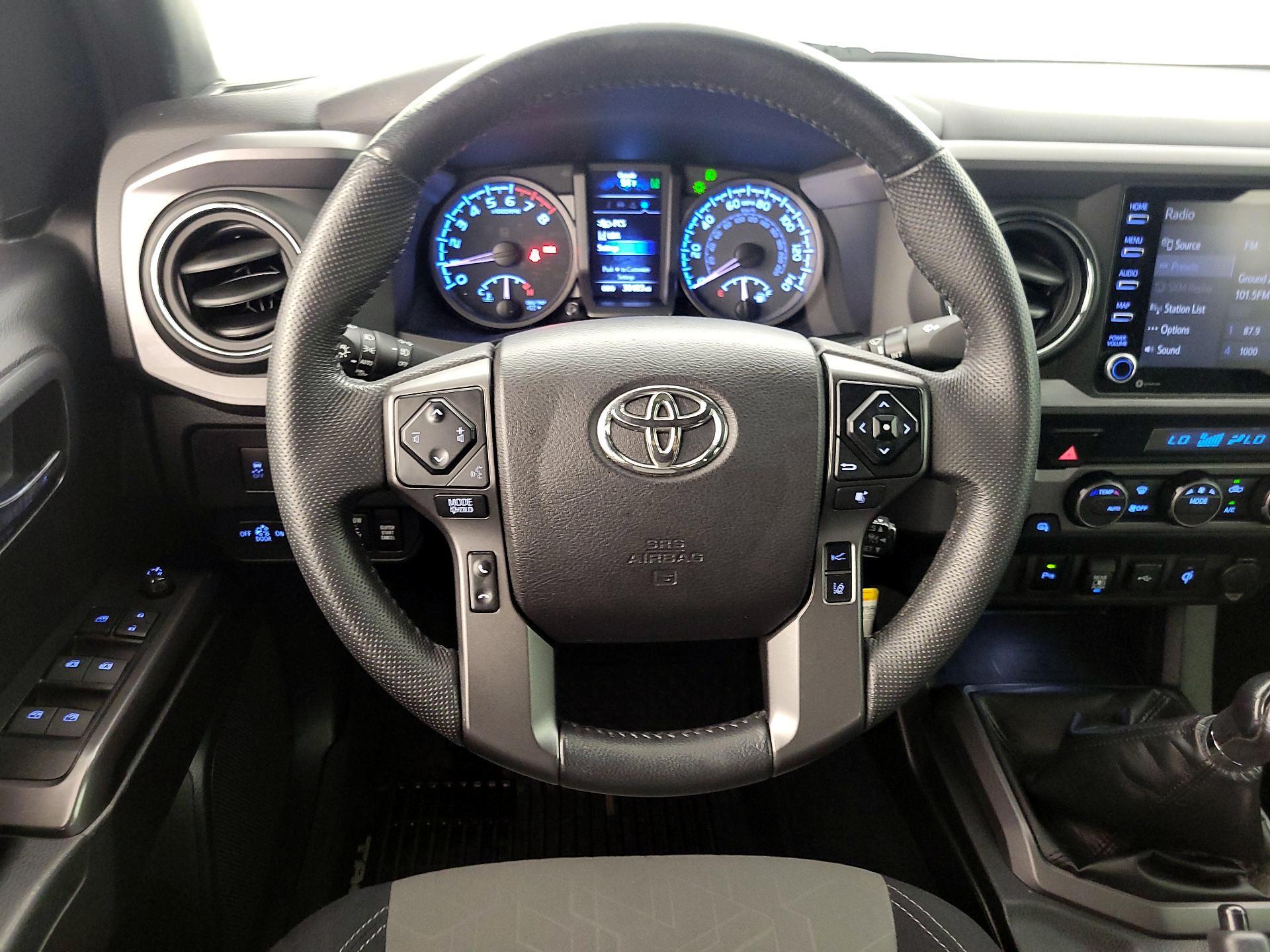 Thumbnail: 2021 Toyota Tacoma - 10