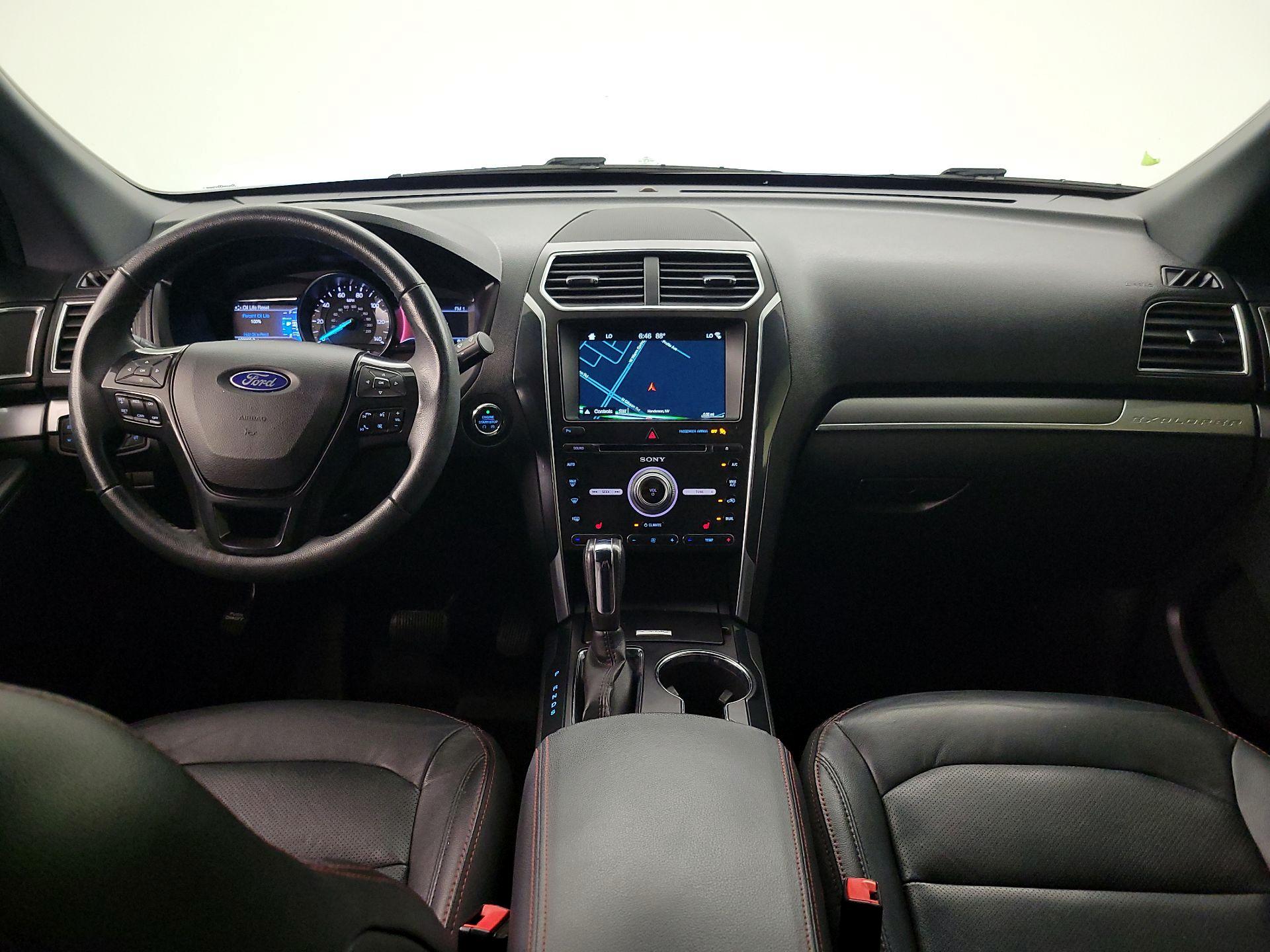 Thumbnail: 2018 Ford Explorer - 9
