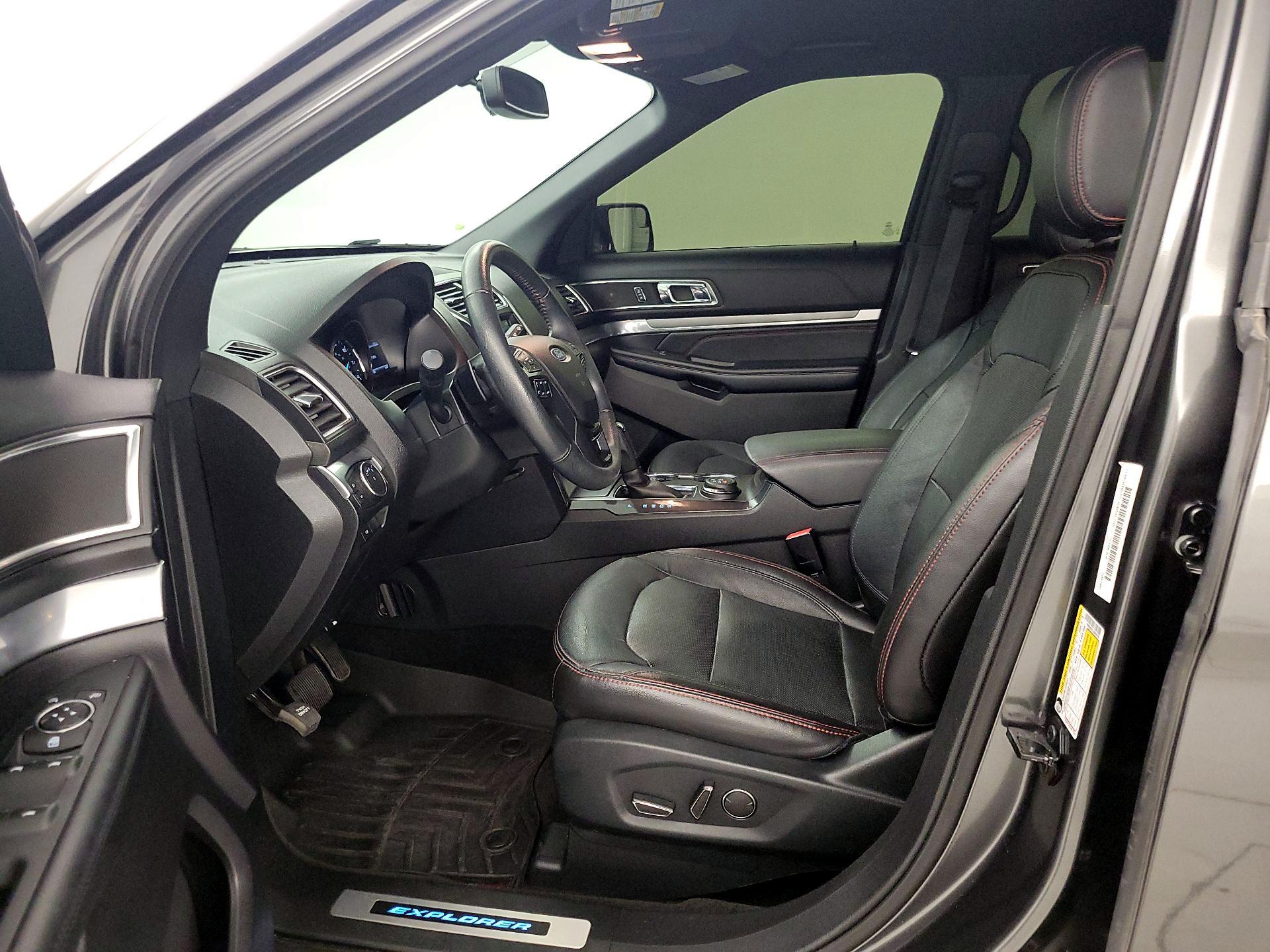 Thumbnail: 2018 Ford Explorer - 11