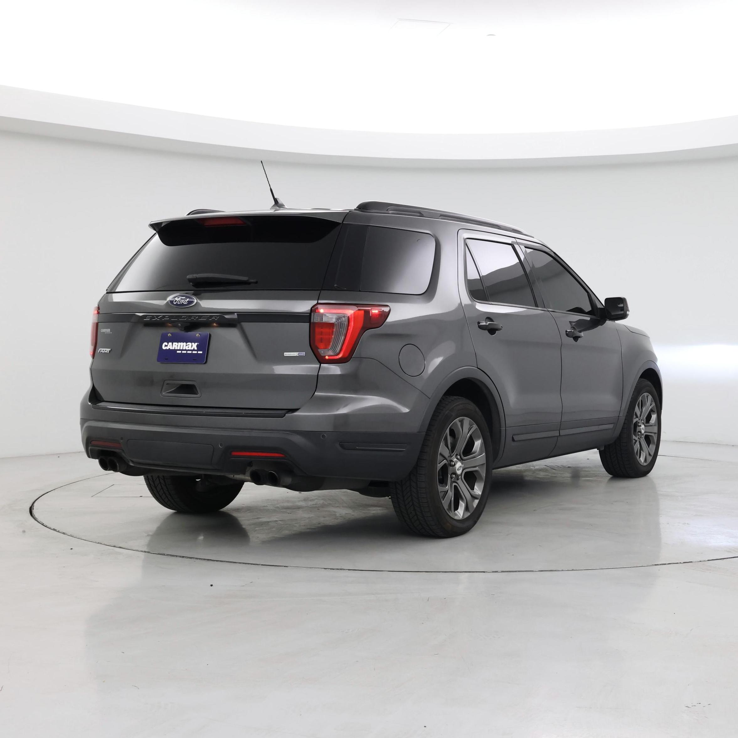 Thumbnail: 2018 Ford Explorer - 8