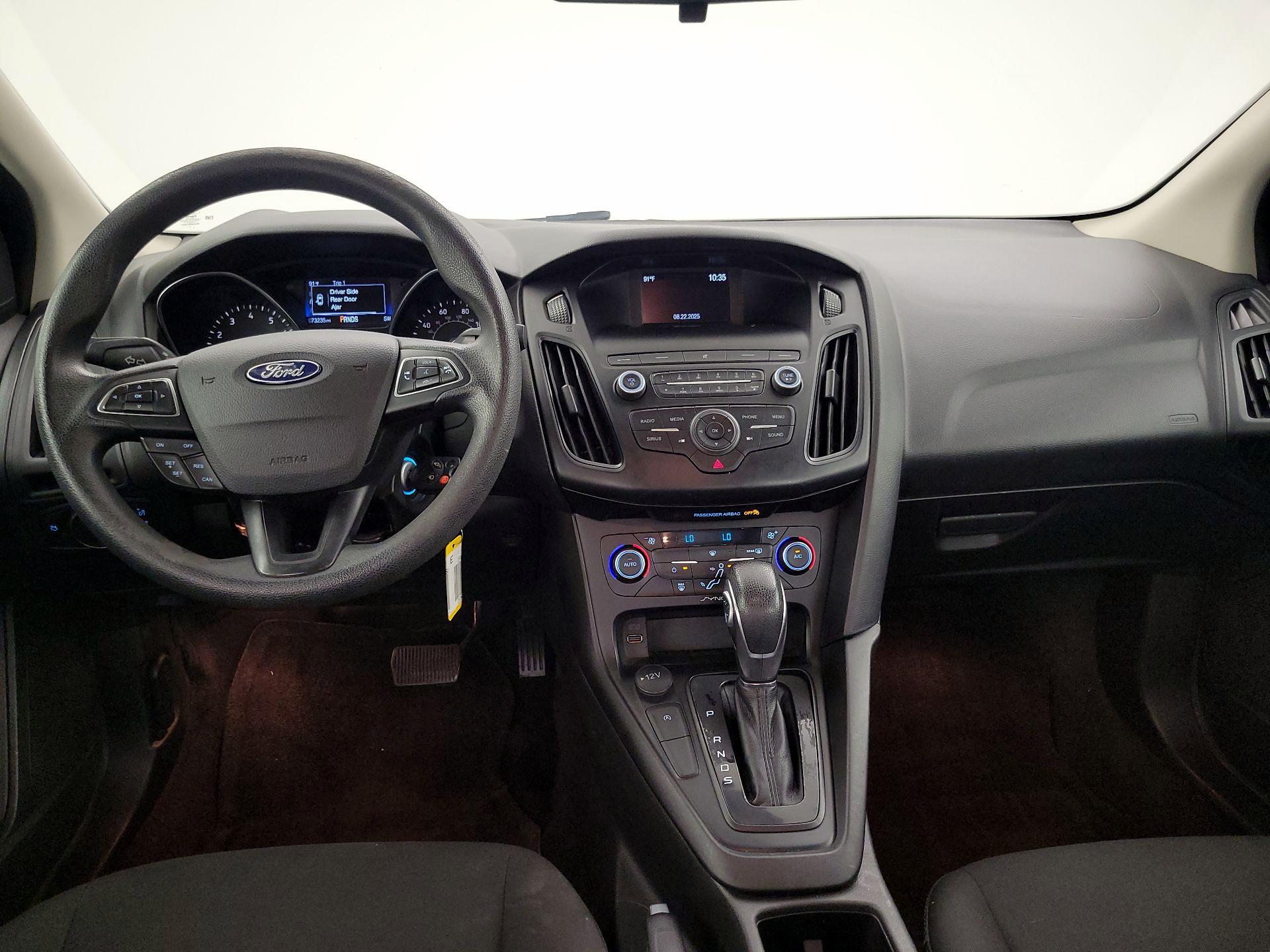 Thumbnail: 2018 Ford Focus - 9