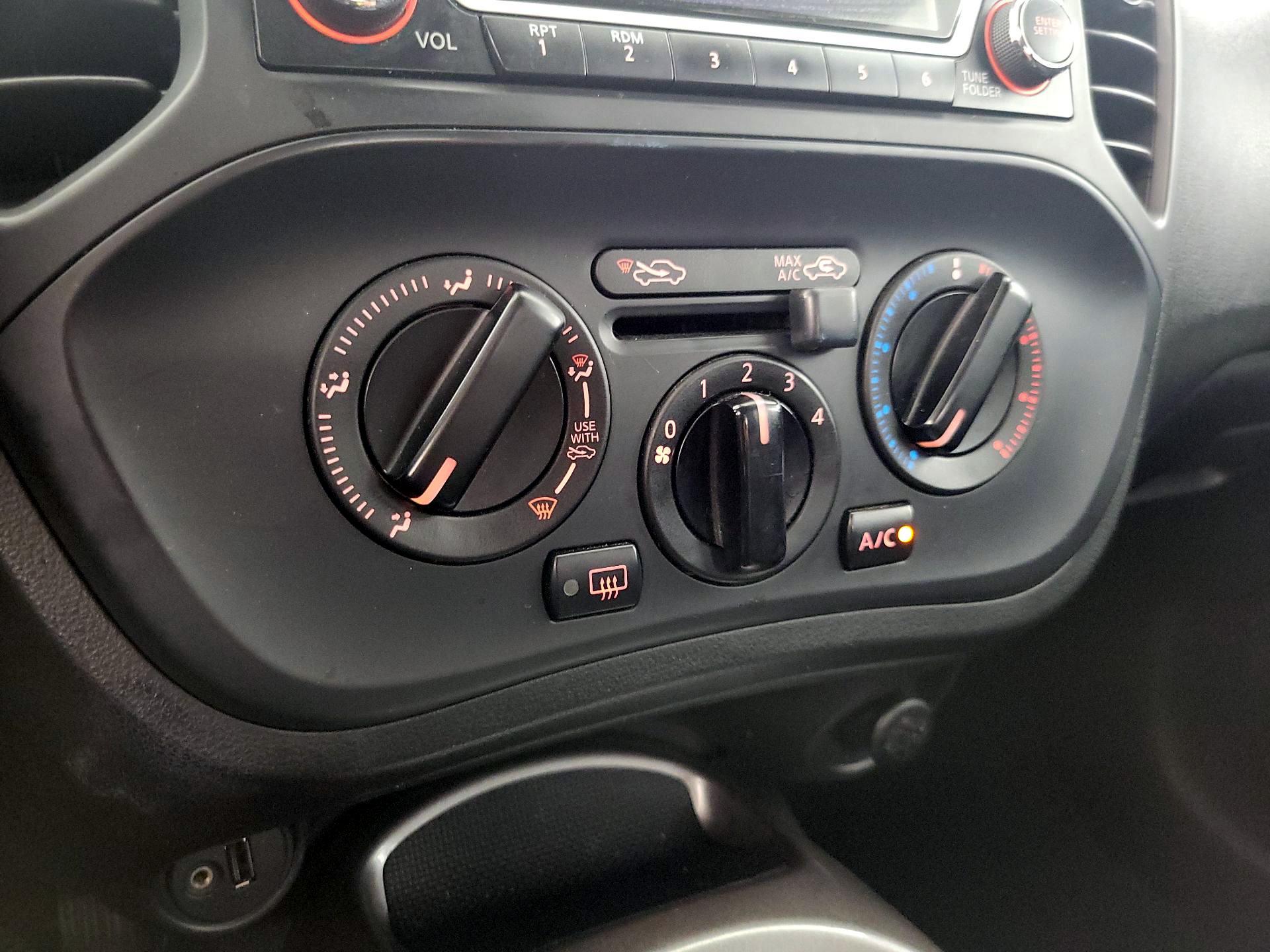 Thumbnail: 2016 Nissan Juke - 16