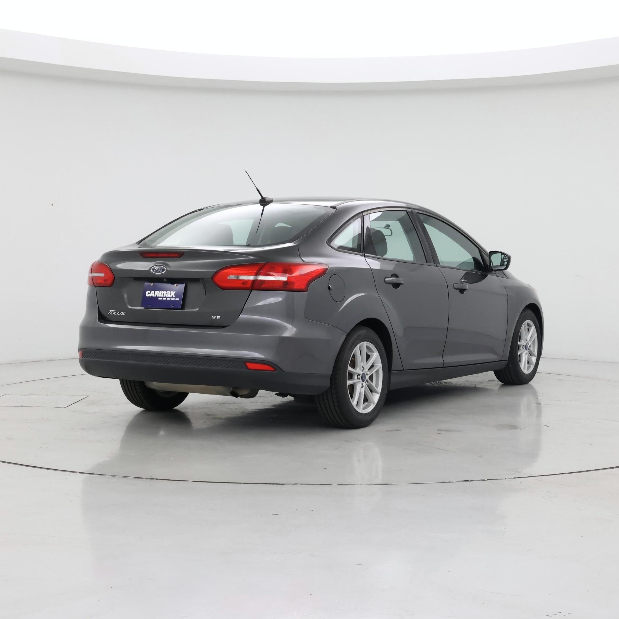 Thumbnail: 2018 Ford Focus - 8