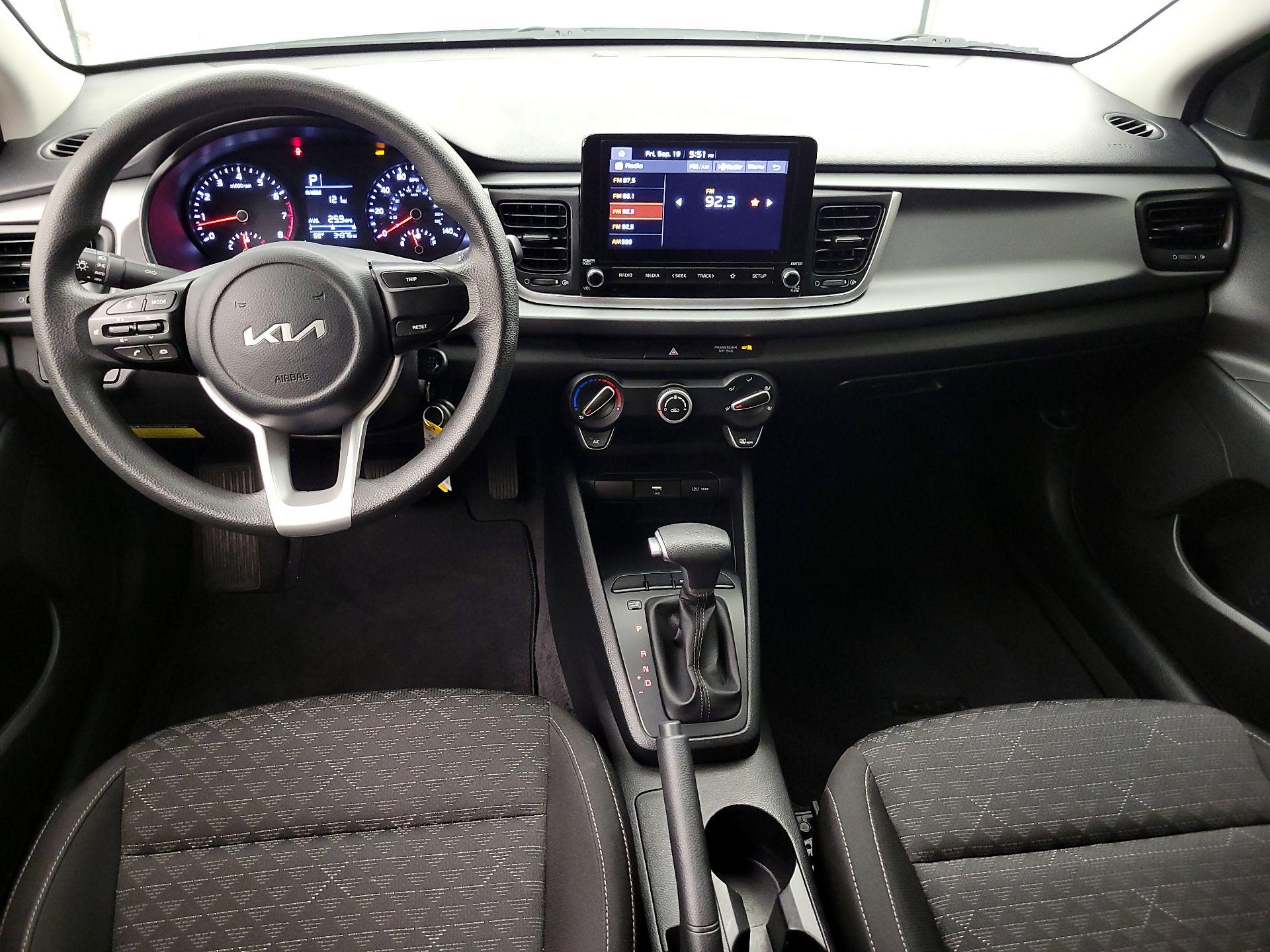 Thumbnail: 2023 Kia Rio - 9