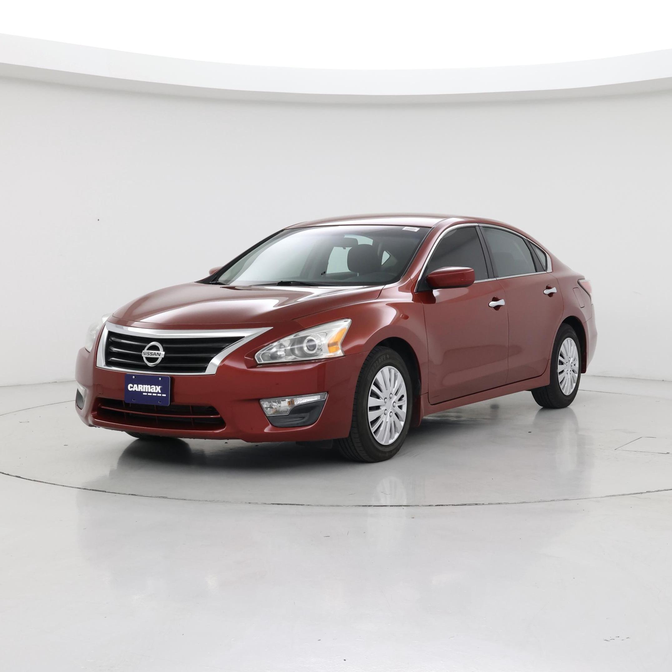 Thumbnail: 2015 Nissan Altima - 4