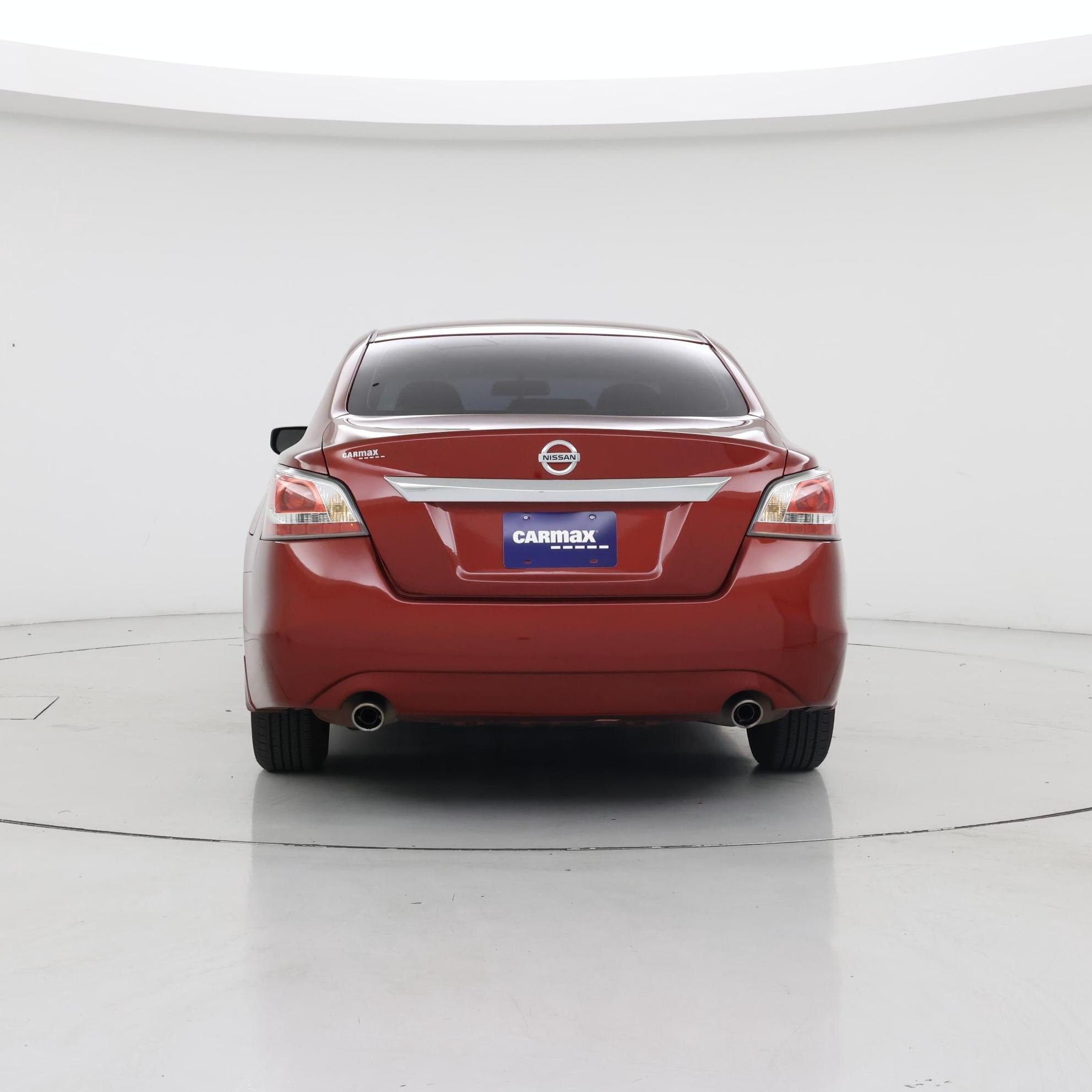 Thumbnail: 2015 Nissan Altima - 6
