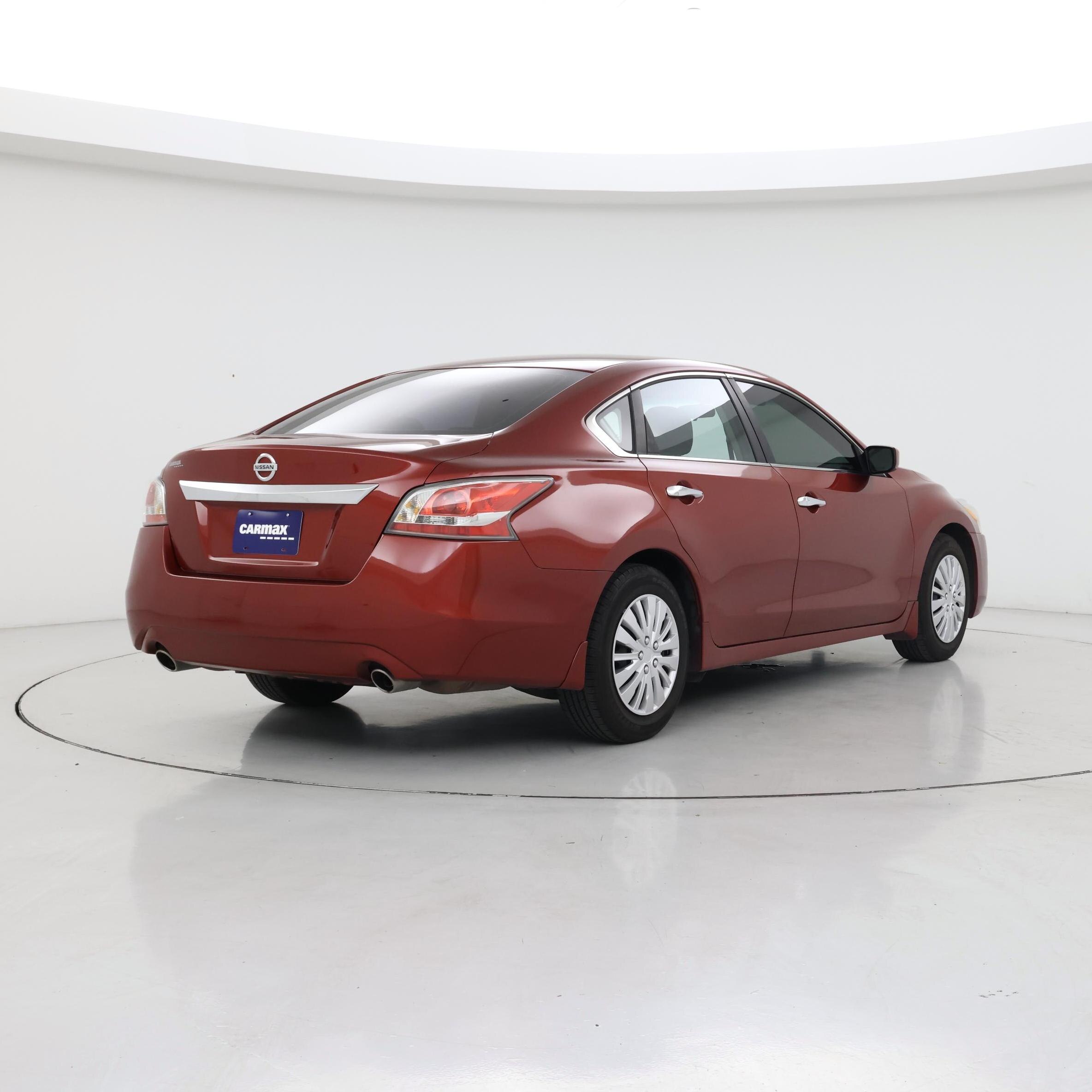 Thumbnail: 2015 Nissan Altima - 8