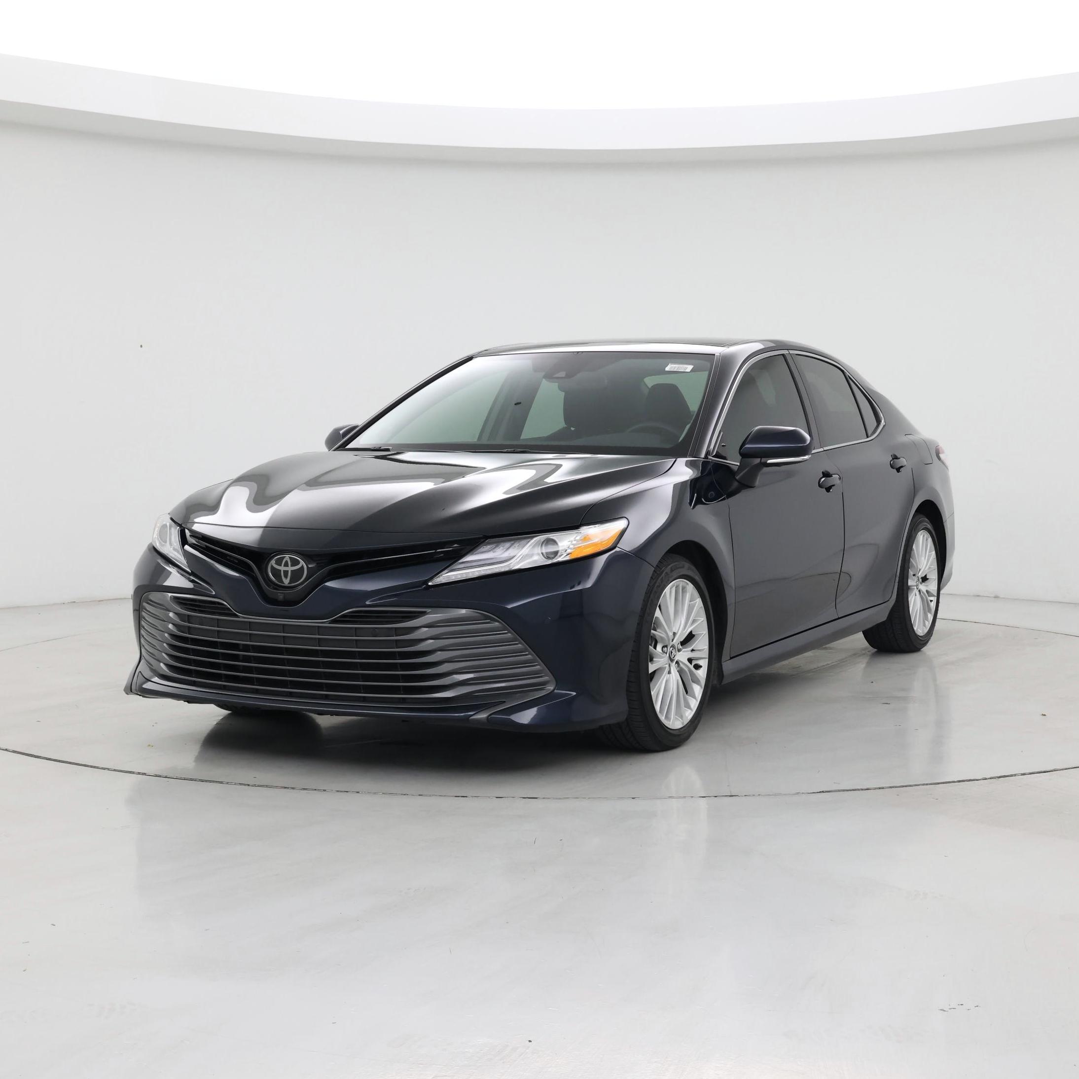 Thumbnail: 2020 Toyota Camry - 4