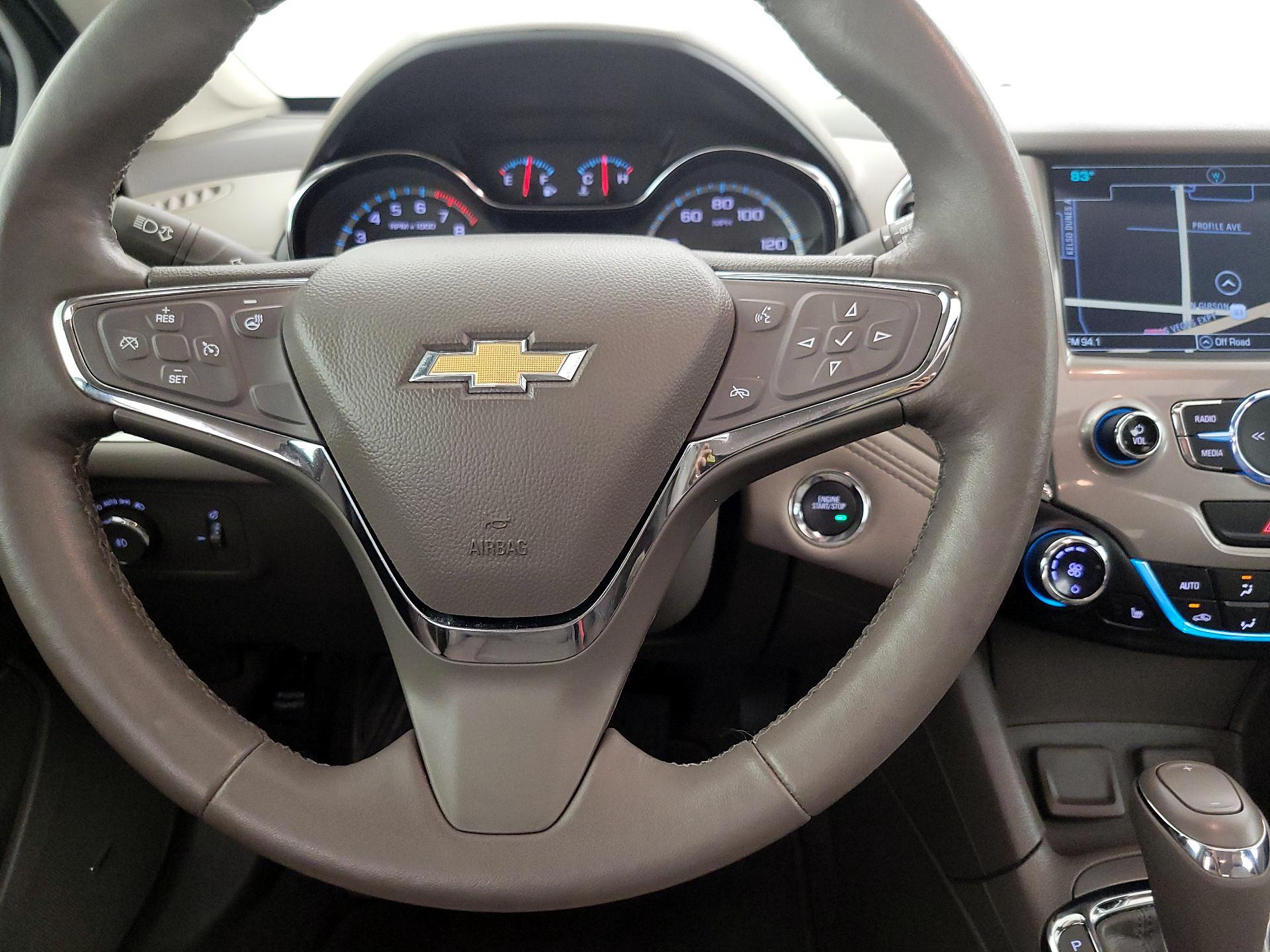 Thumbnail: 2017 Chevrolet Cruze - 10