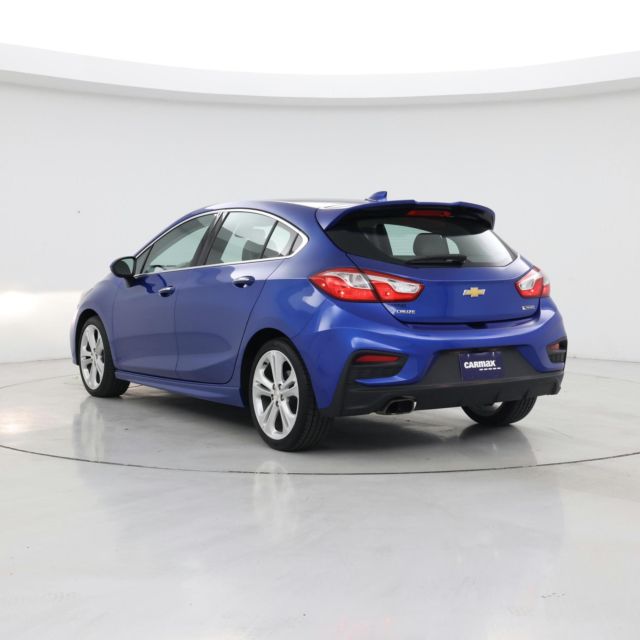 Thumbnail: 2017 Chevrolet Cruze - 2