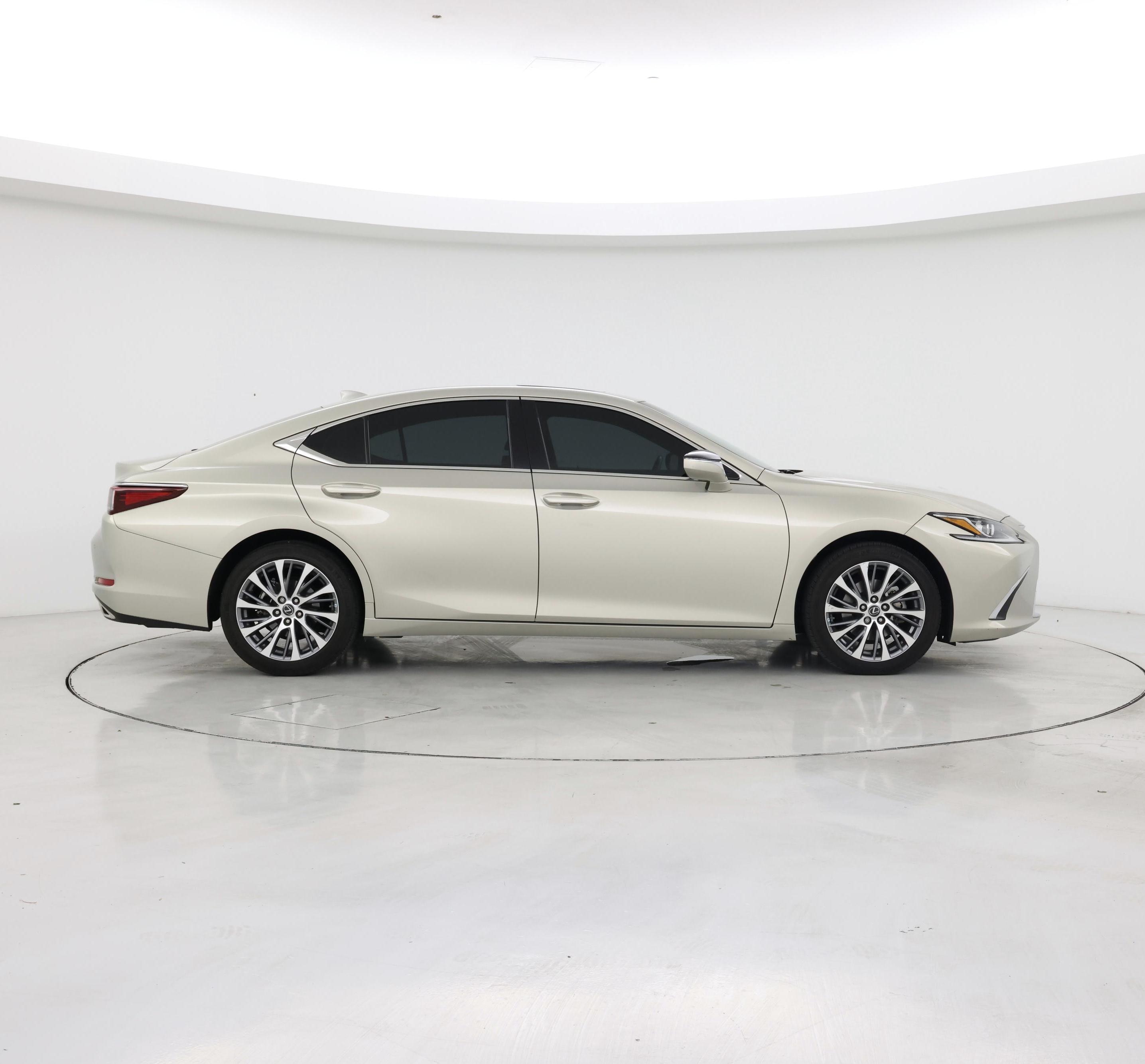 Thumbnail: 2019 Lexus ES - 7