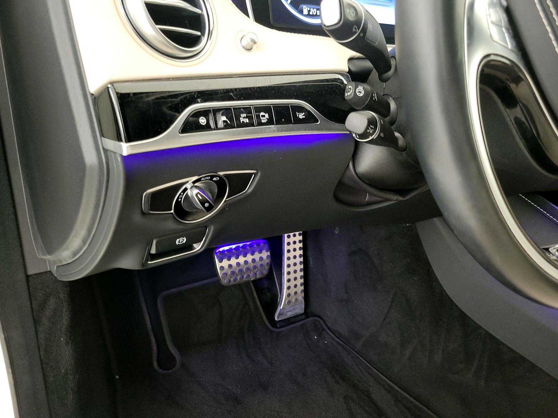 Thumbnail: 2015 Mercedes-Benz S-Class - 13