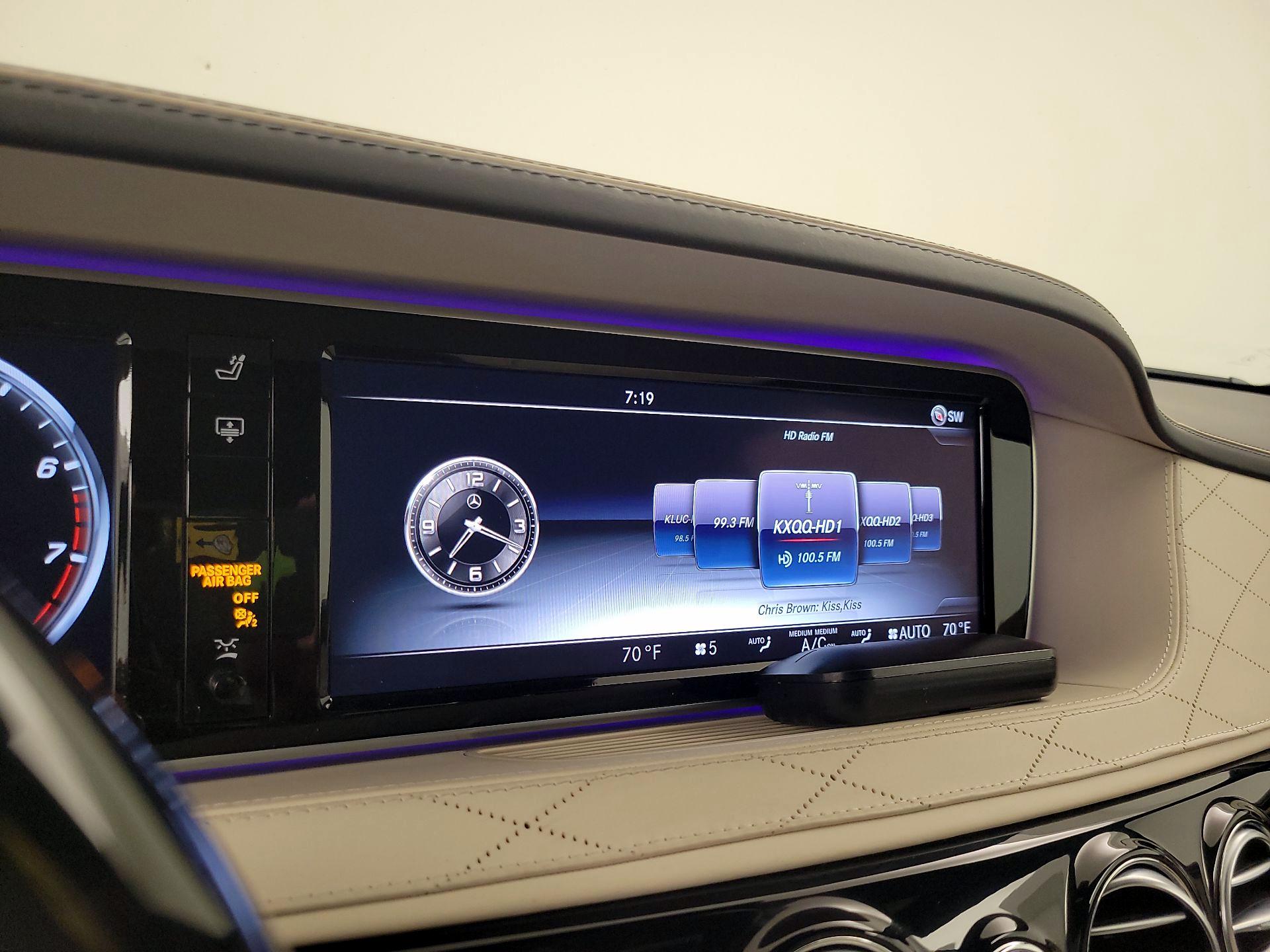 Thumbnail: 2015 Mercedes-Benz S-Class - 16