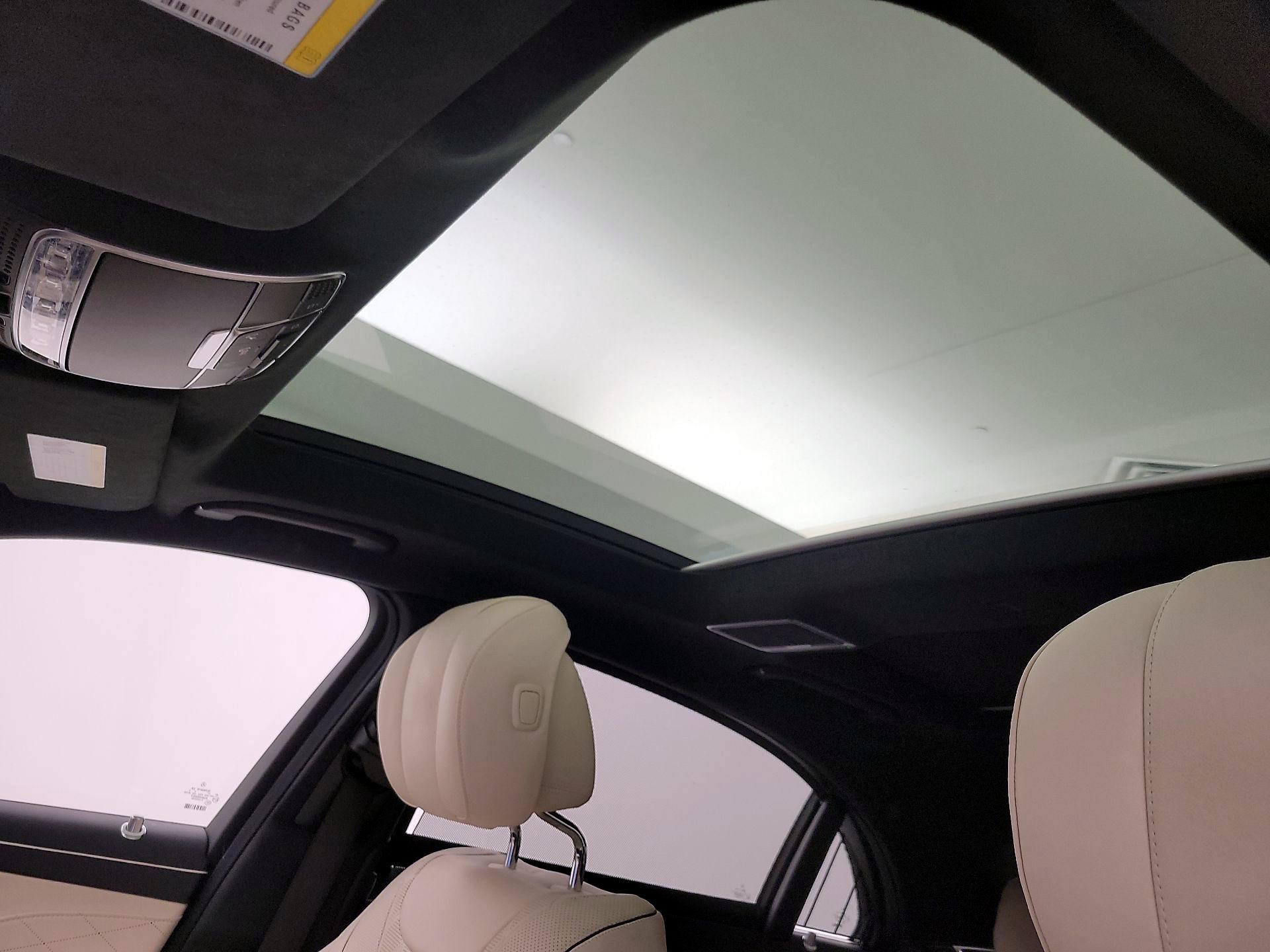 Thumbnail: 2015 Mercedes-Benz S-Class - 20