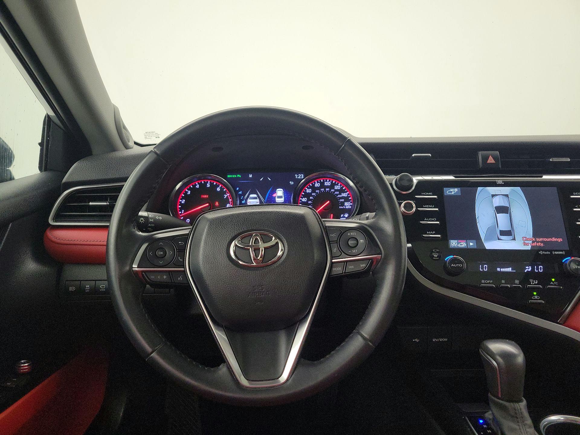 Thumbnail: 2020 Toyota Camry - 10