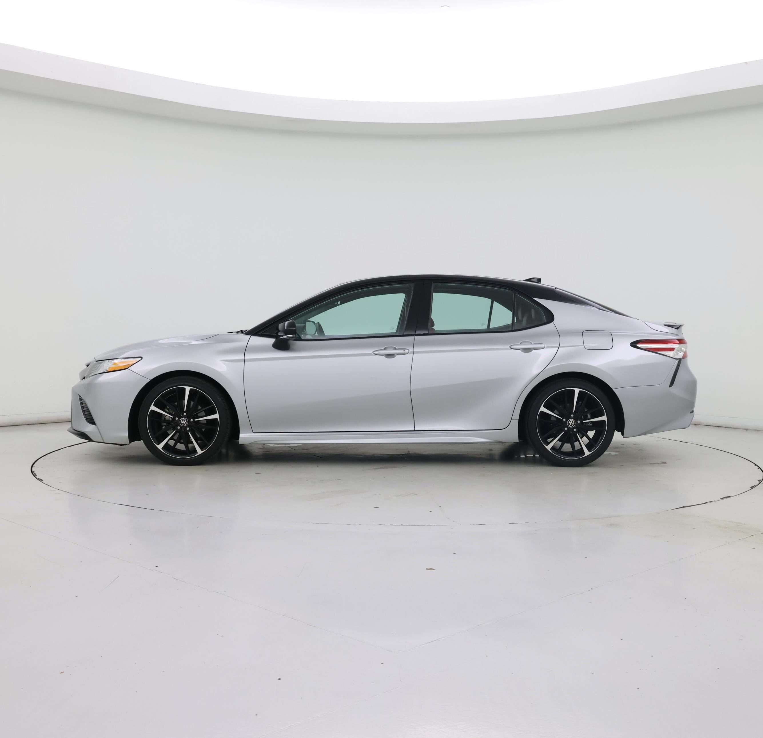 Thumbnail: 2020 Toyota Camry - 3