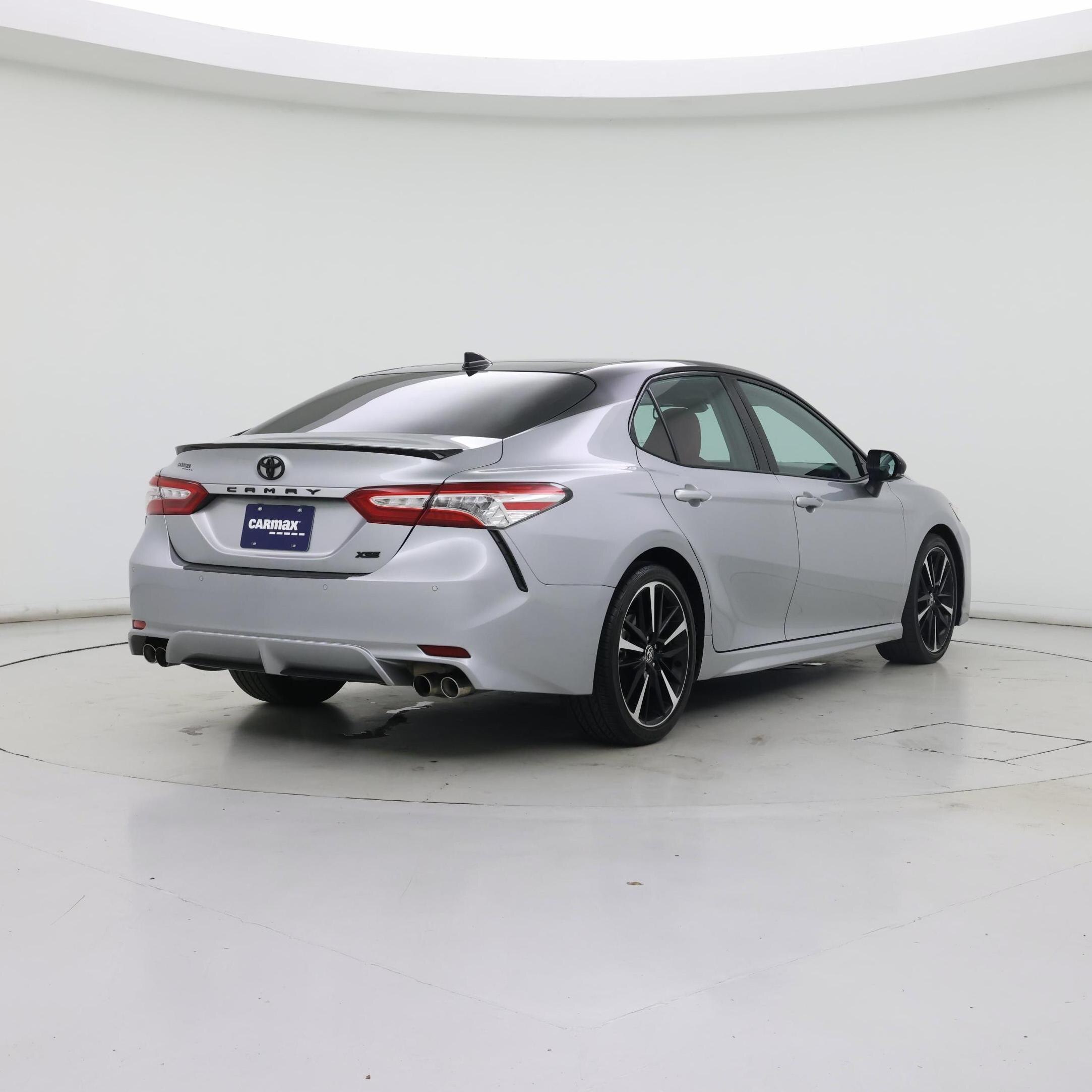 Thumbnail: 2020 Toyota Camry - 8