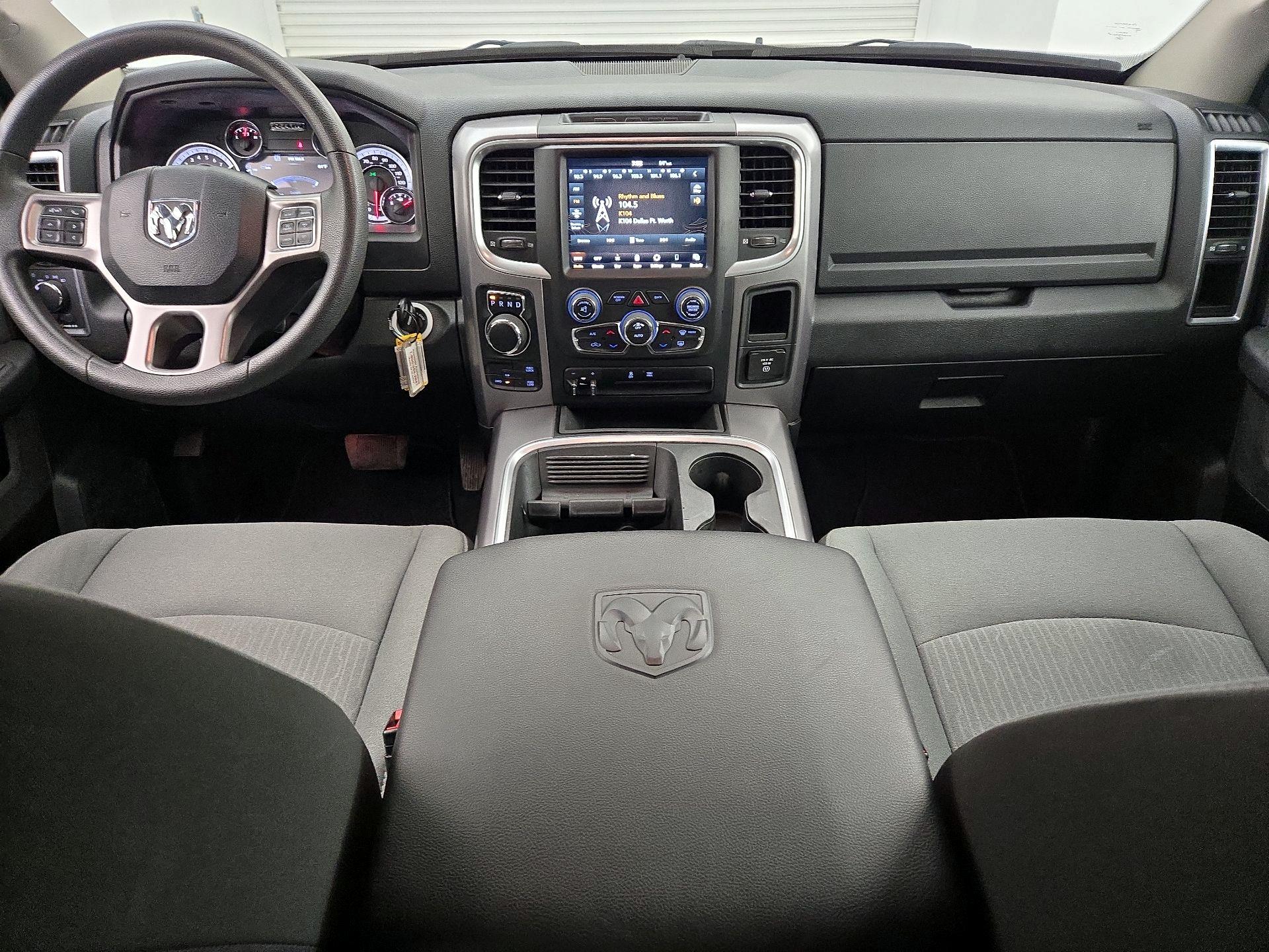 Thumbnail: 2023 RAM 1500 Classic - 9