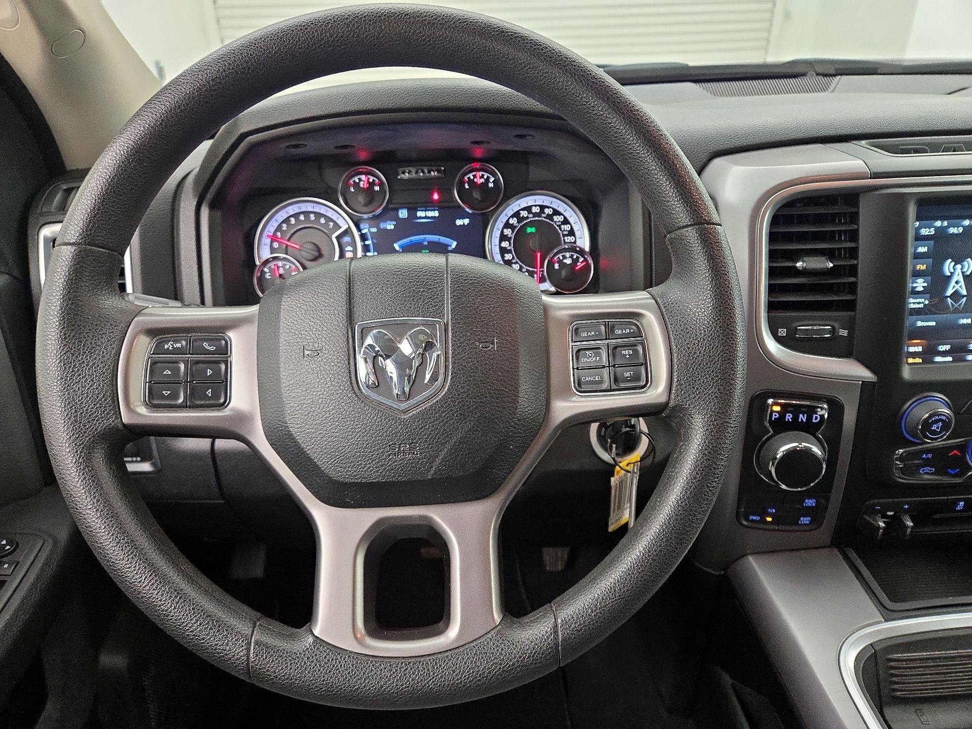 Thumbnail: 2023 RAM 1500 Classic - 10