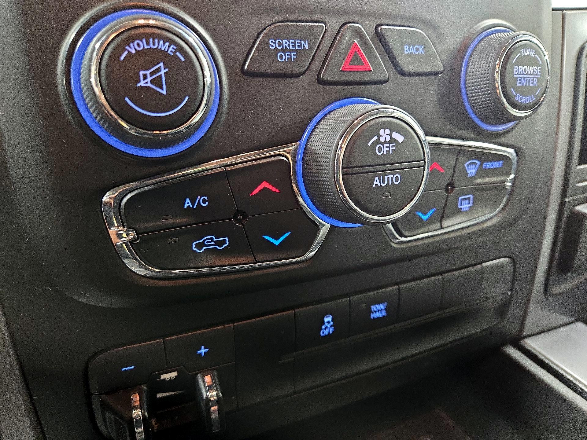 Thumbnail: 2023 RAM 1500 Classic - 17