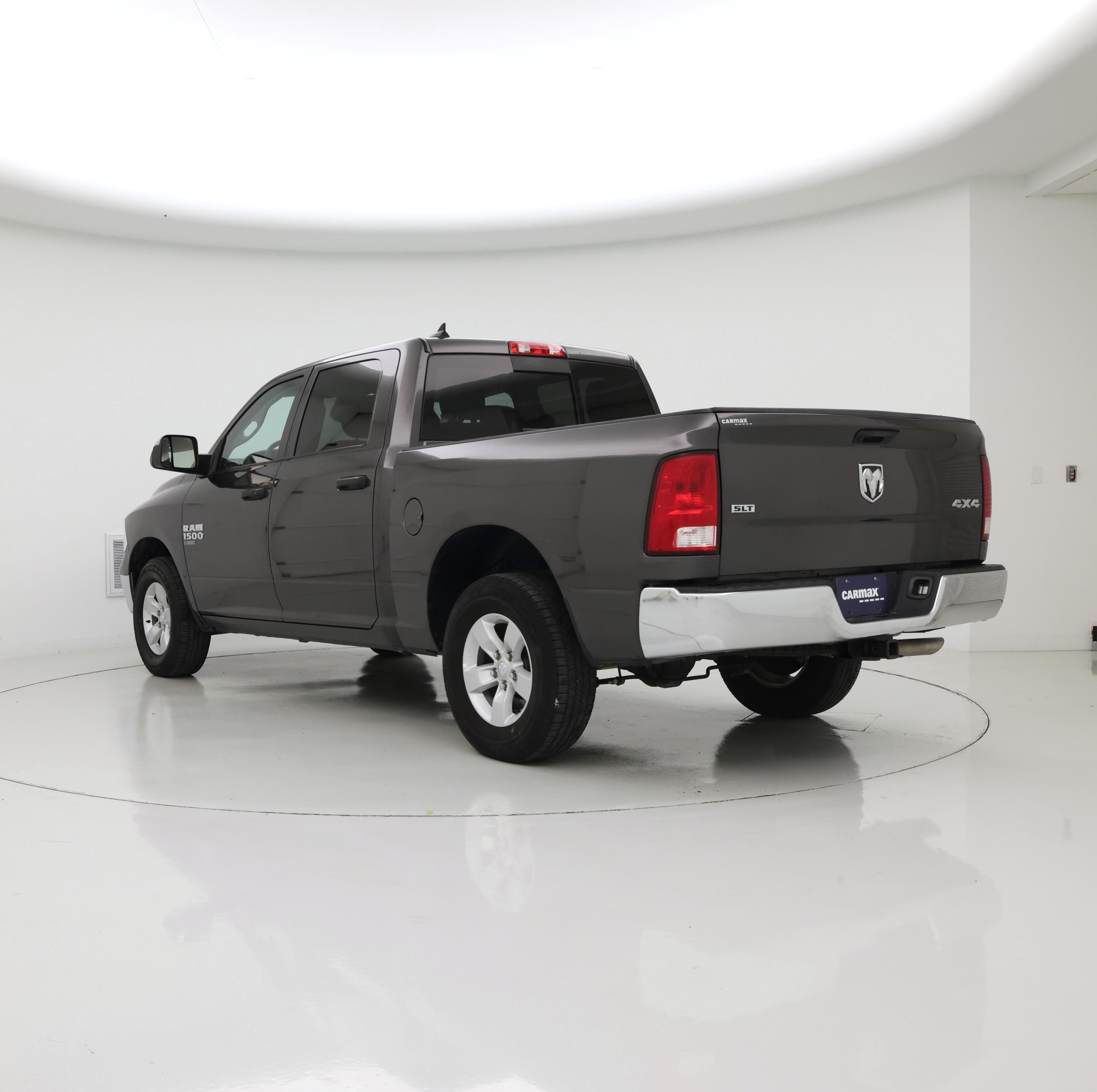 Thumbnail: 2023 RAM 1500 Classic - 2