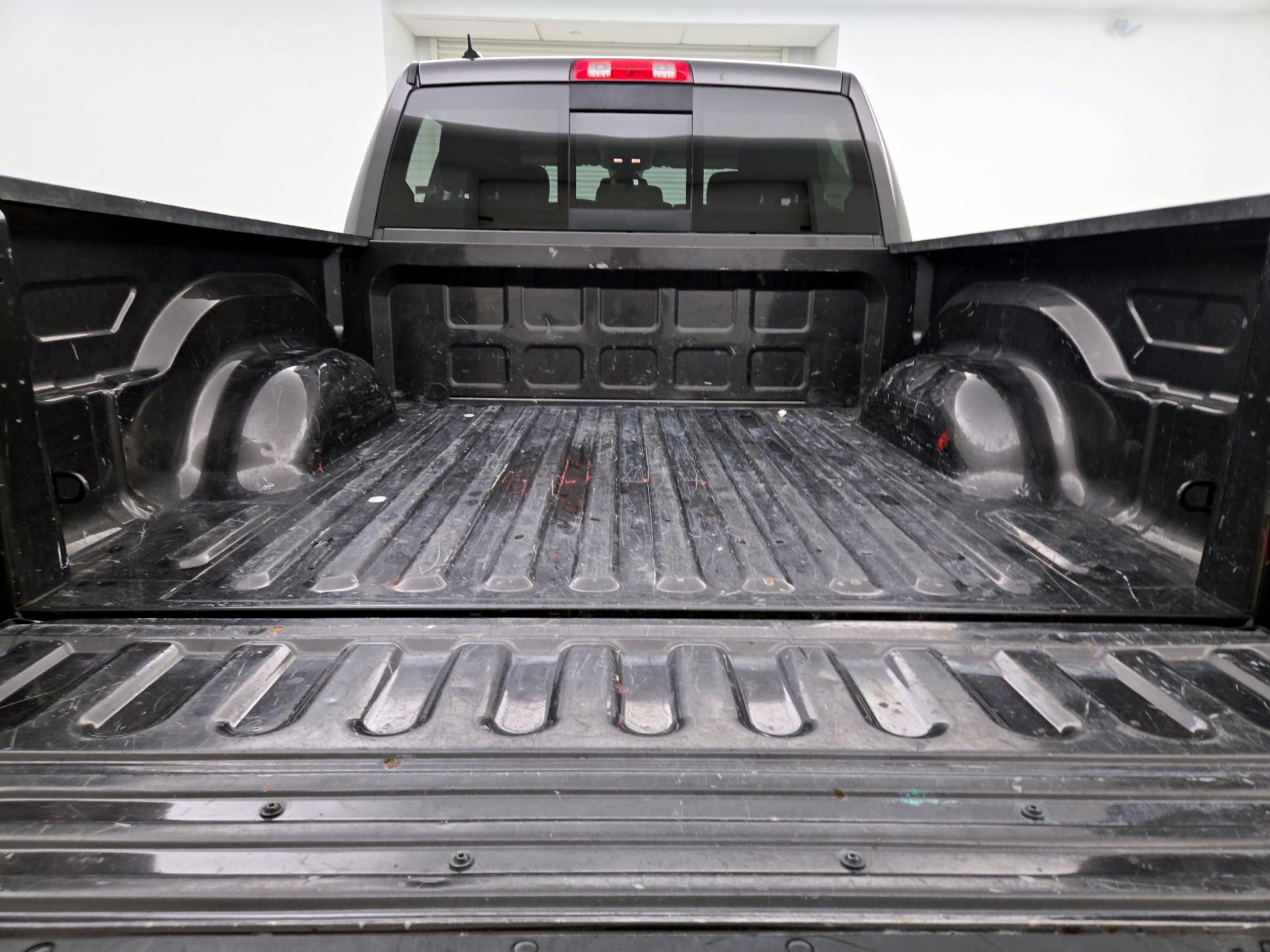 Thumbnail: 2023 RAM 1500 Classic - 20