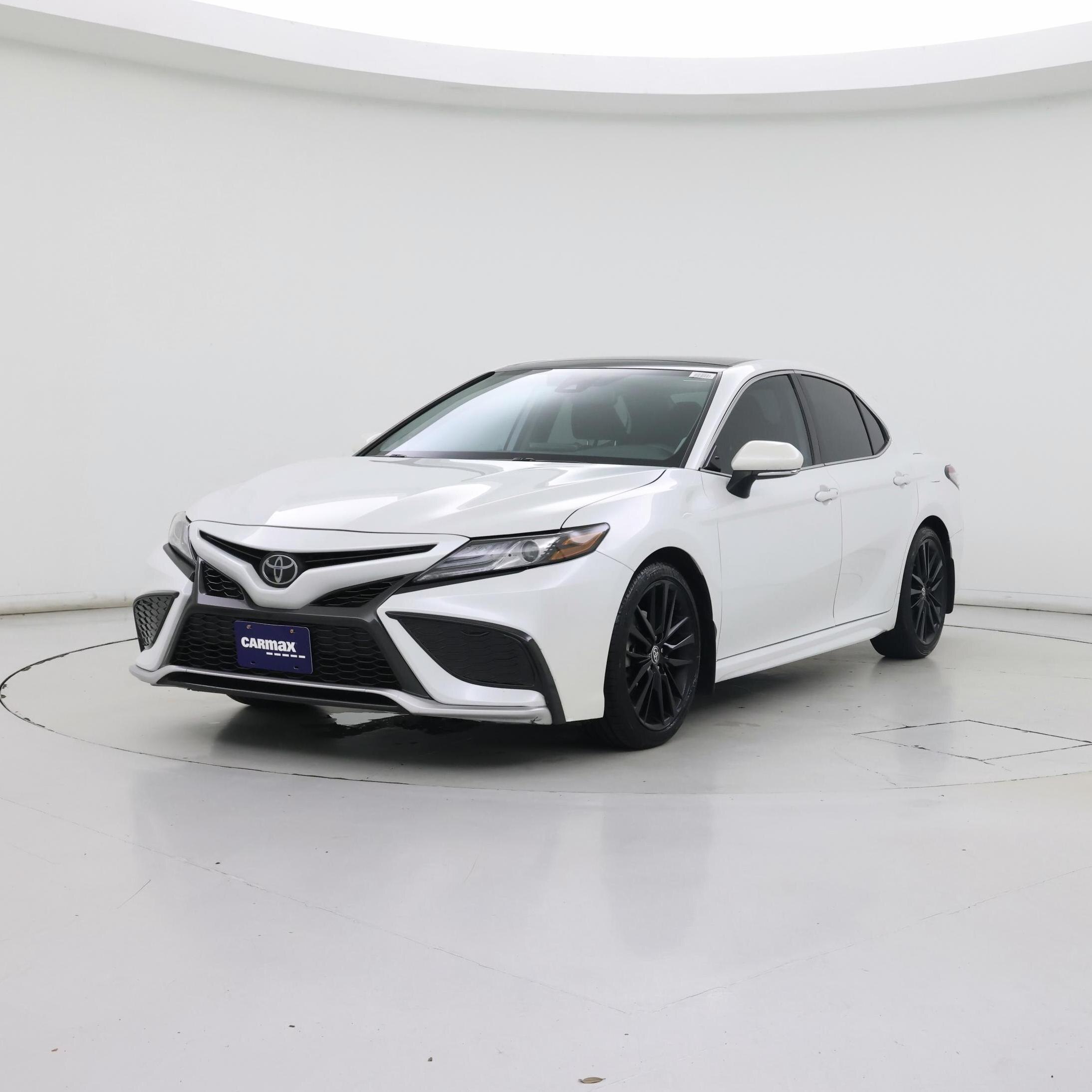 Thumbnail: 2022 Toyota Camry - 4