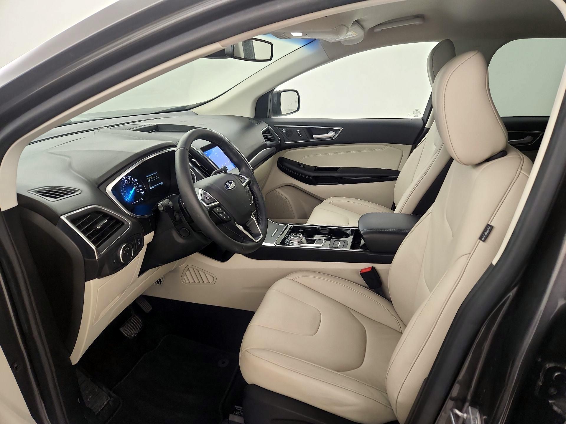Thumbnail: 2020 Ford Edge - 11