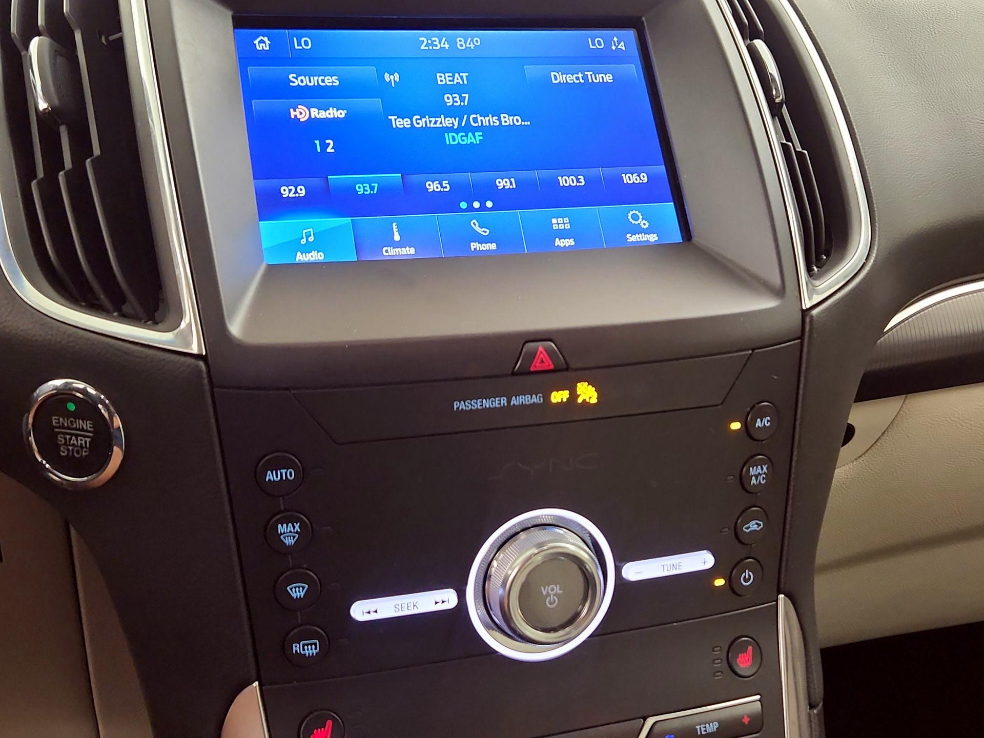 Thumbnail: 2020 Ford Edge - 15