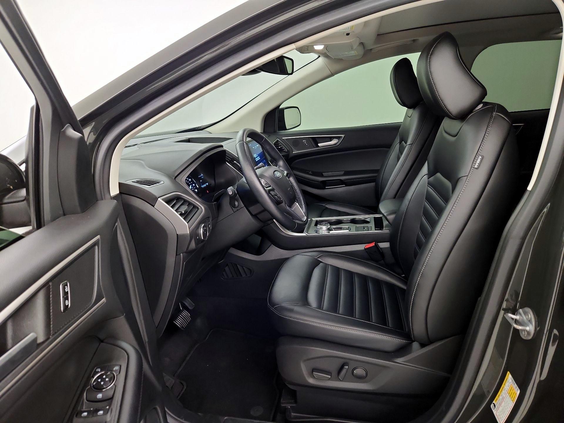 Thumbnail: 2022 Ford Edge - 11