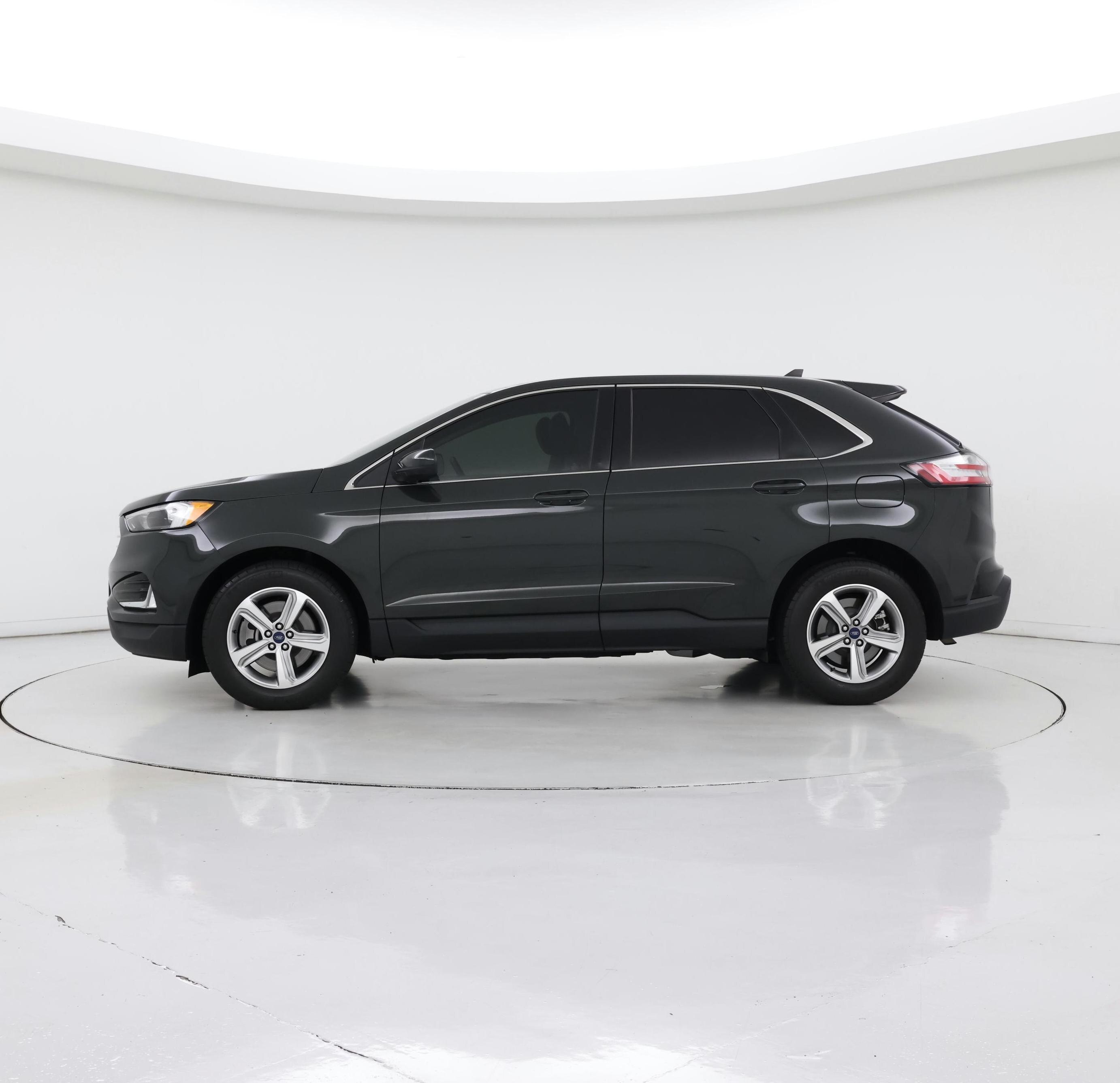 Thumbnail: 2022 Ford Edge - 3