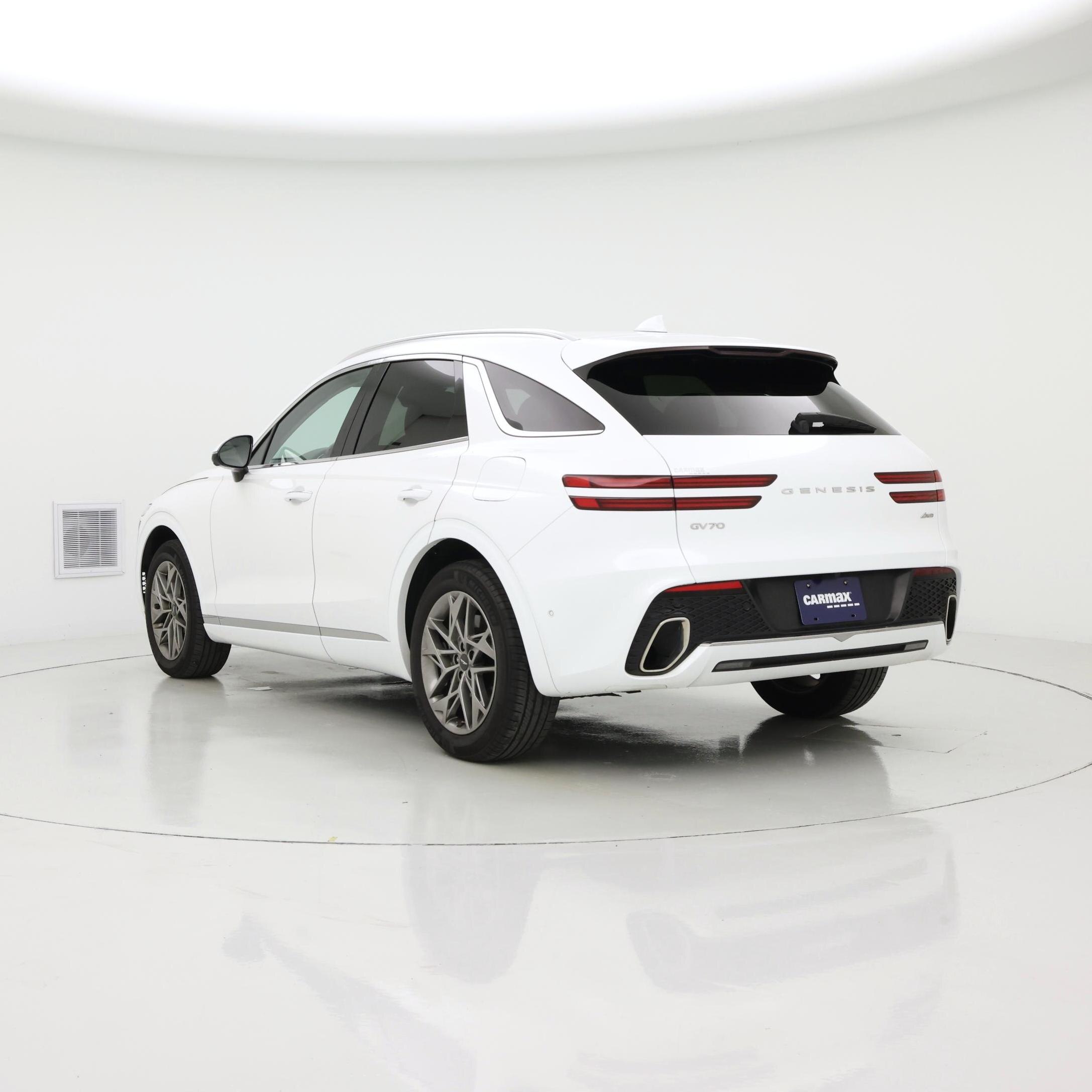 Thumbnail: 2023 Genesis GV70 - 2
