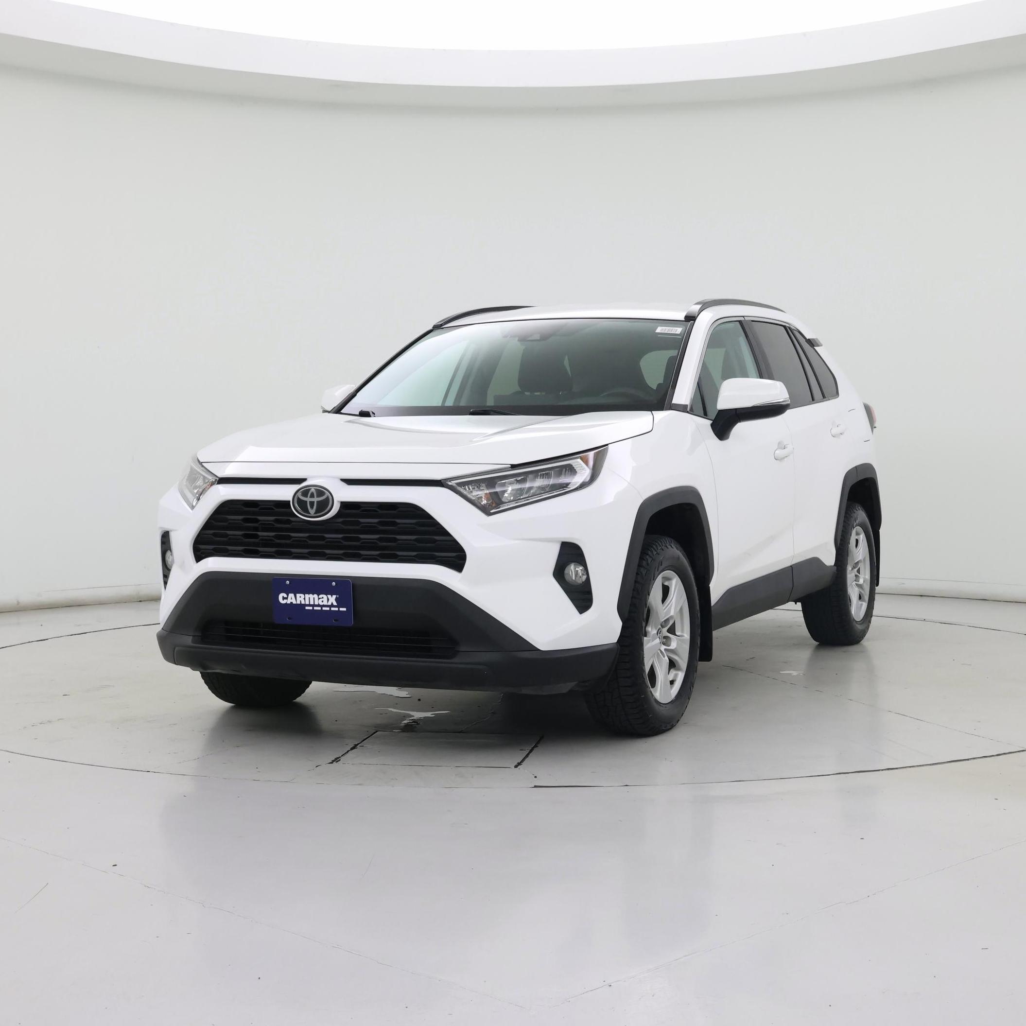 Thumbnail: 2020 Toyota RAV4 - 4