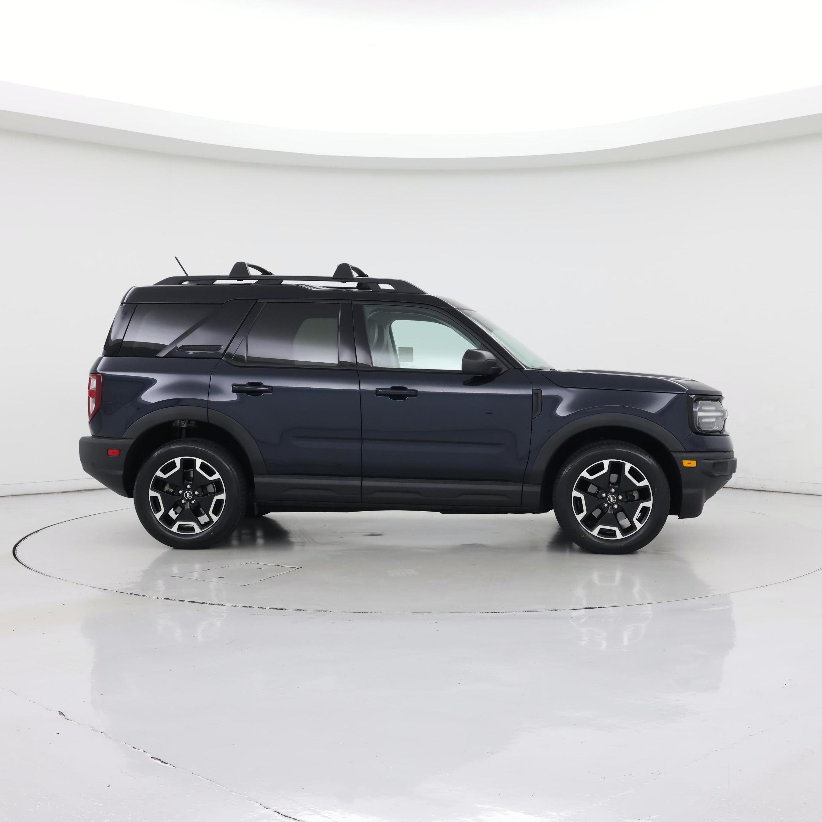 Thumbnail: 2022 Ford Bronco Sport - 7