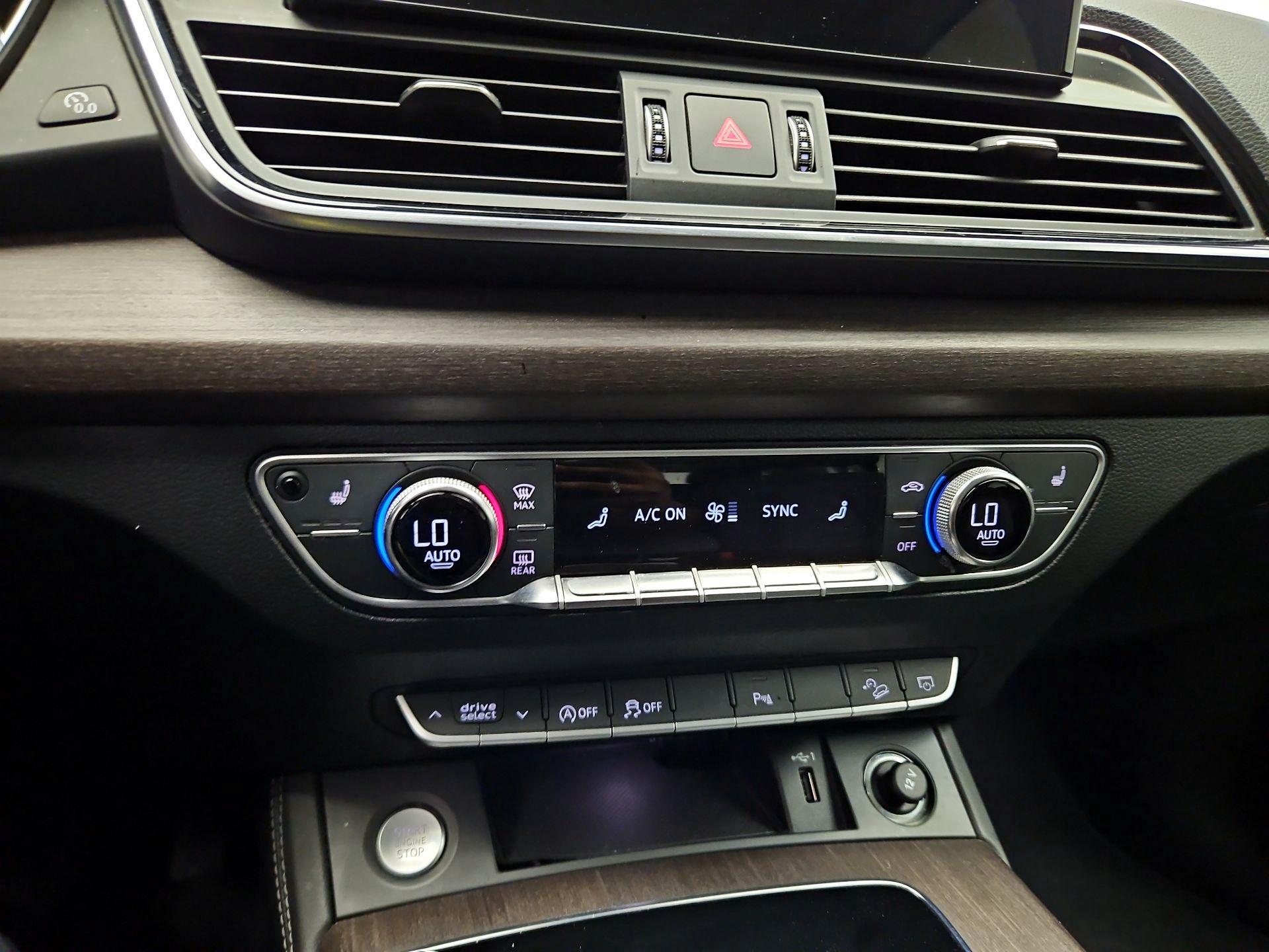 Thumbnail: 2021 Audi Q5 - 15