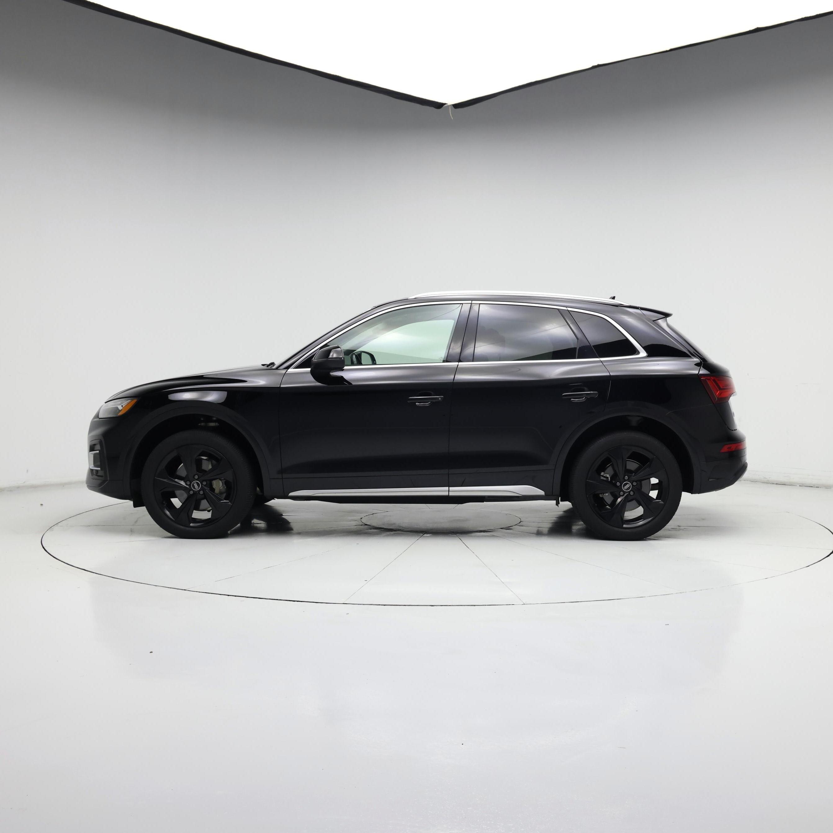 Thumbnail: 2021 Audi Q5 - 3