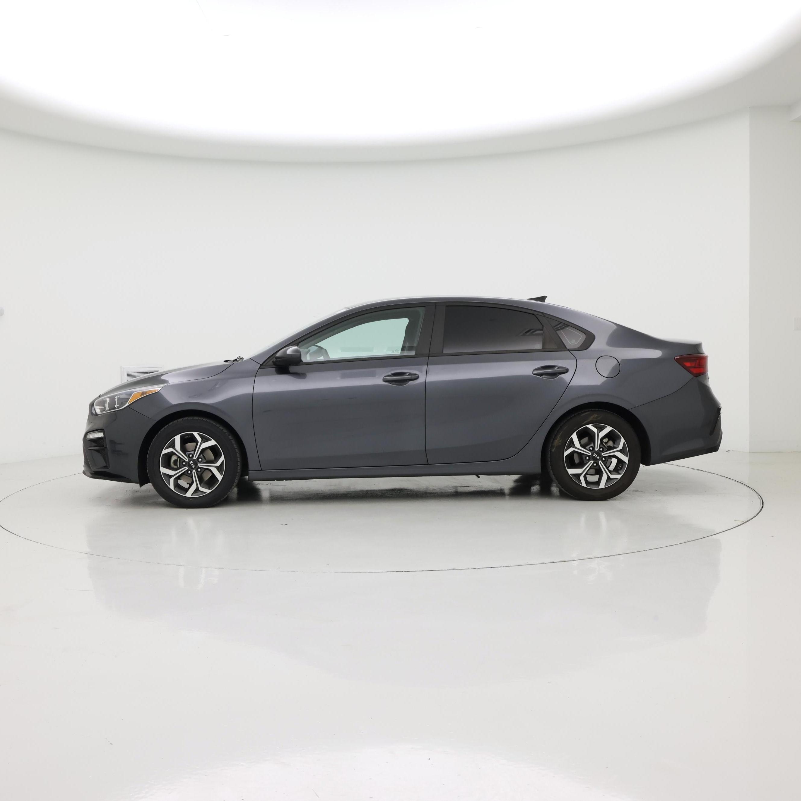Thumbnail: 2021 Kia Forte - 3