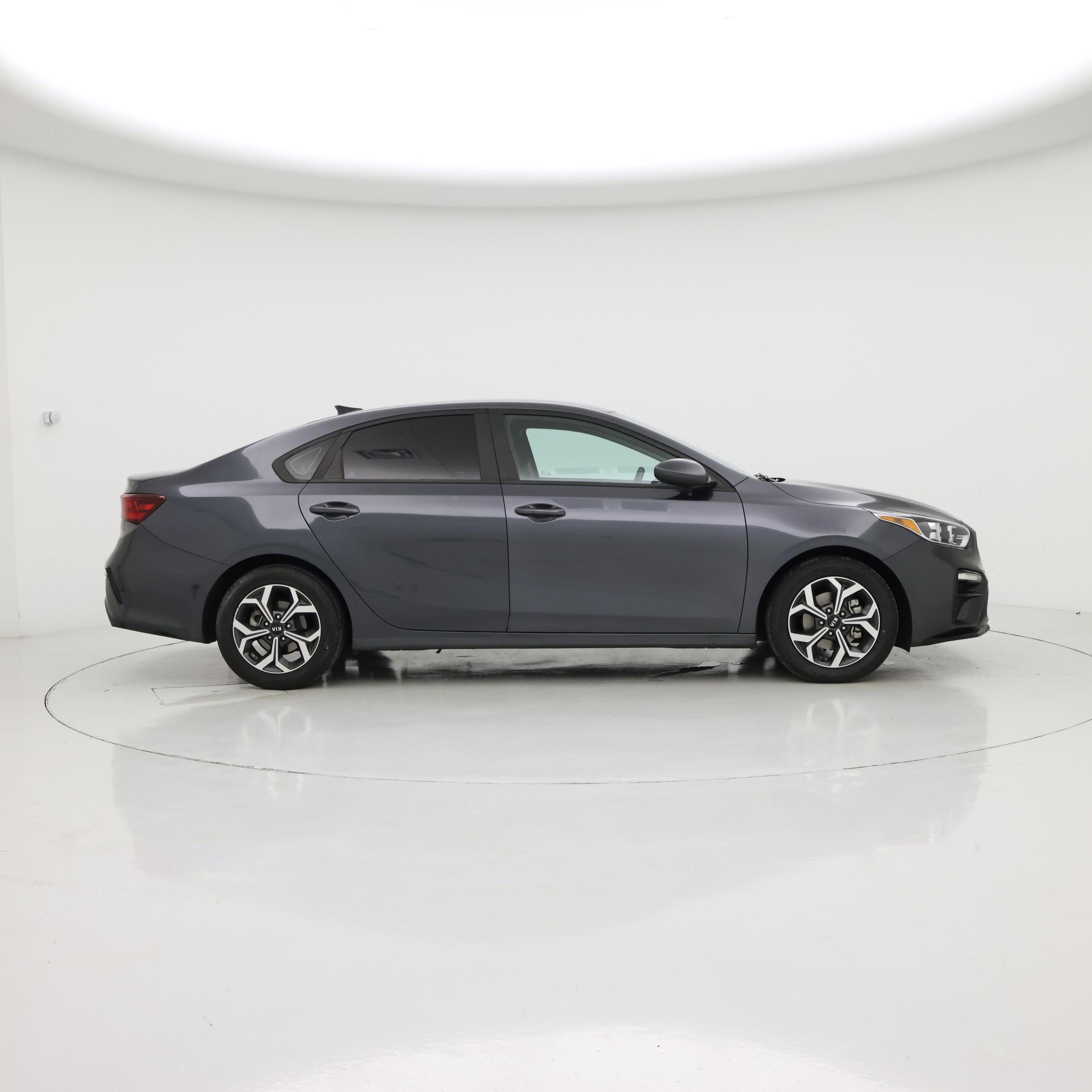 Thumbnail: 2021 Kia Forte - 7