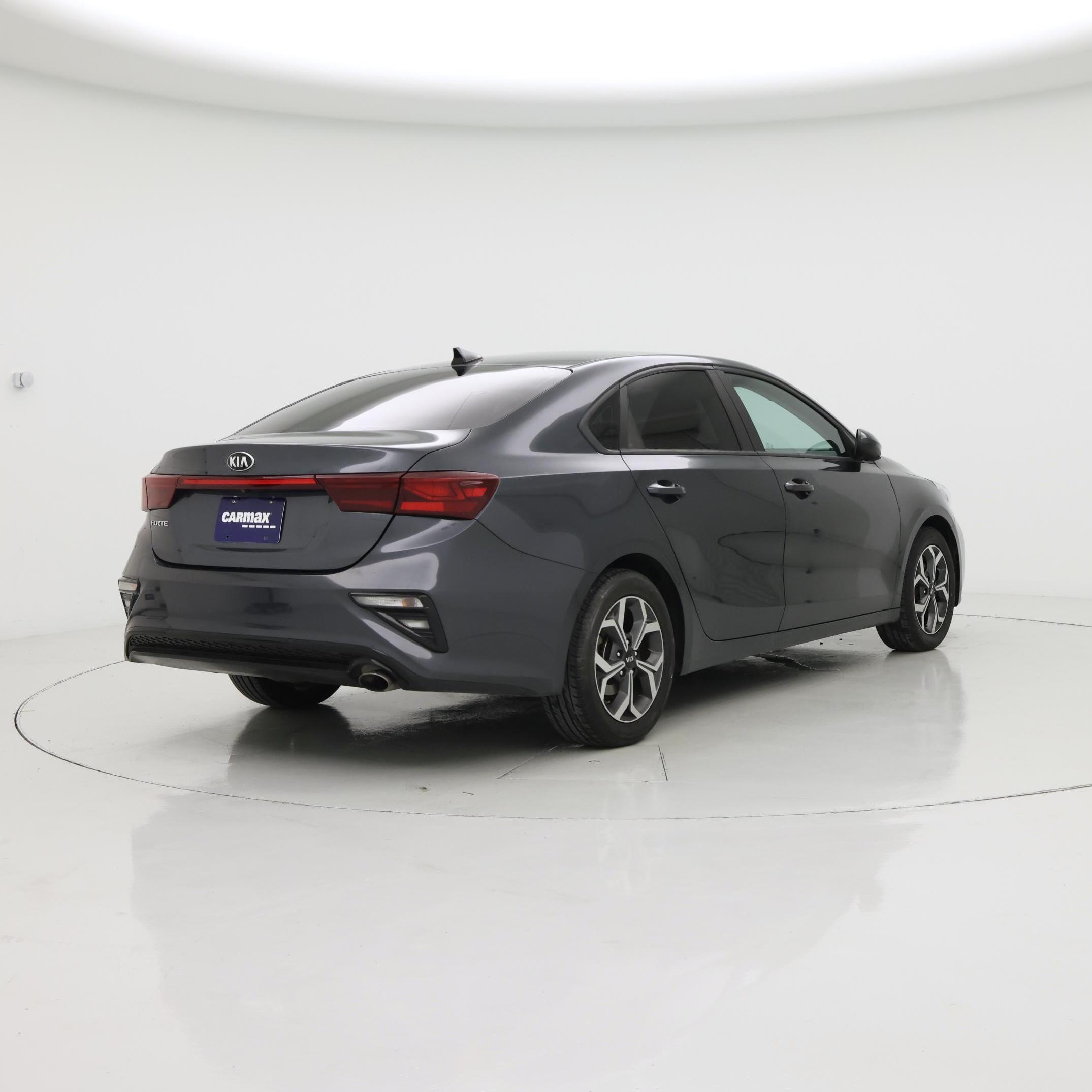 Thumbnail: 2021 Kia Forte - 8