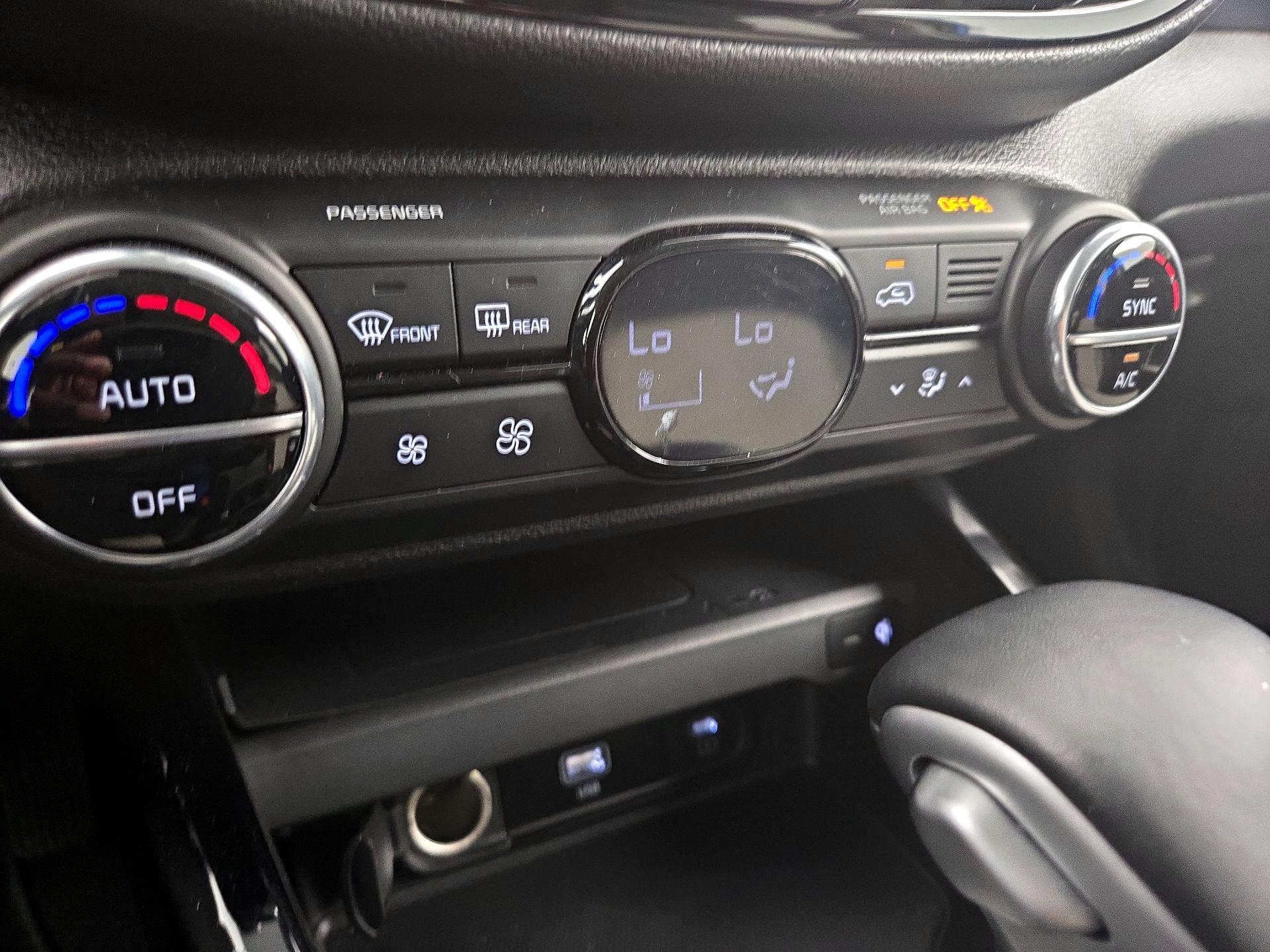 Thumbnail: 2023 Kia Soul - 17