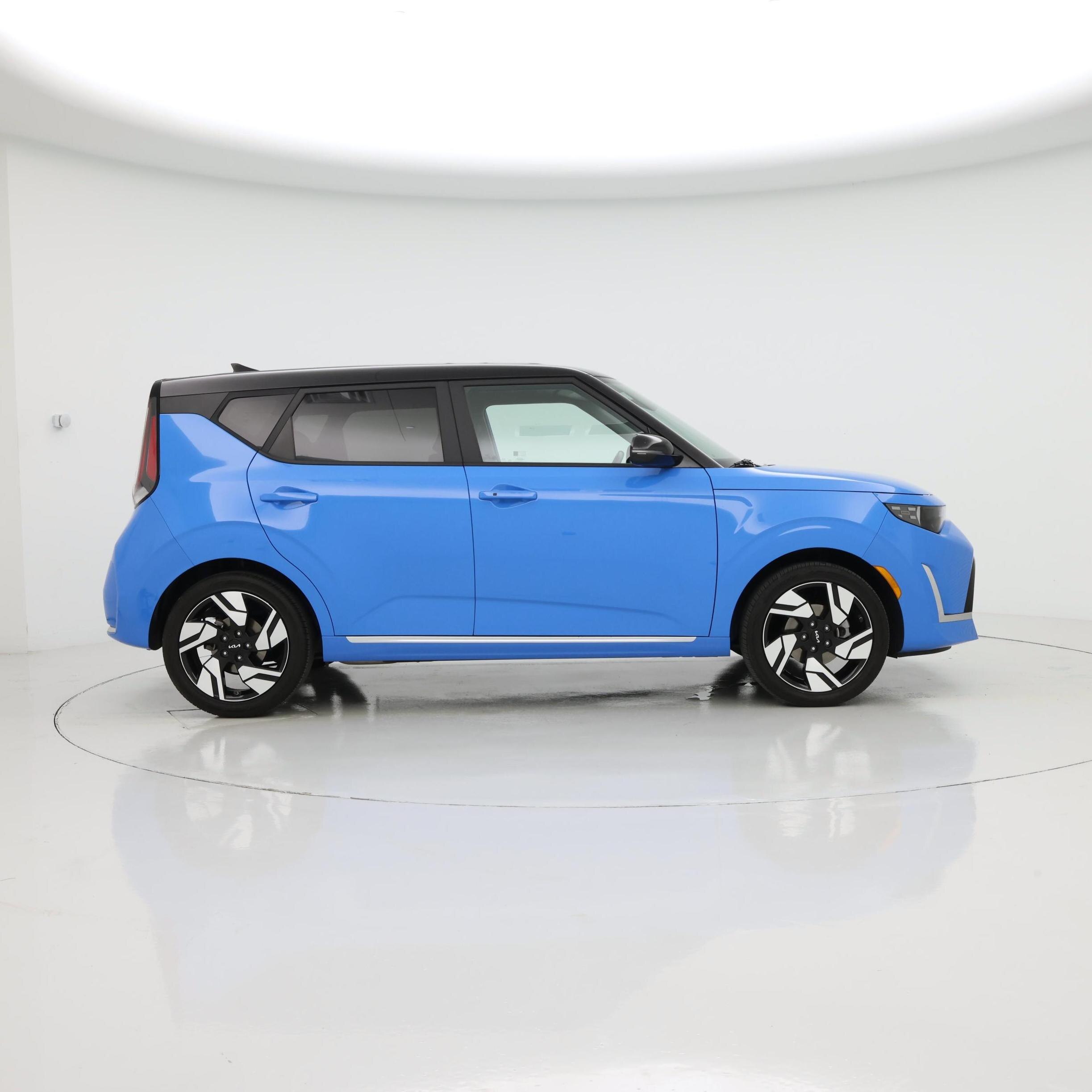 Thumbnail: 2023 Kia Soul - 7