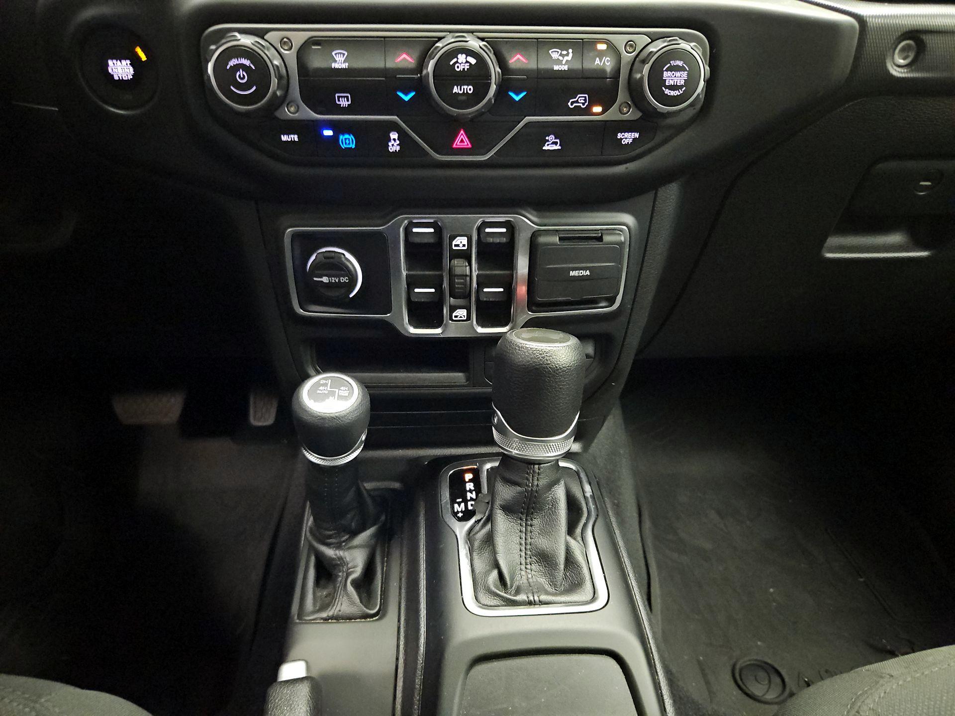 Thumbnail: 2023 Jeep Wrangler - 16