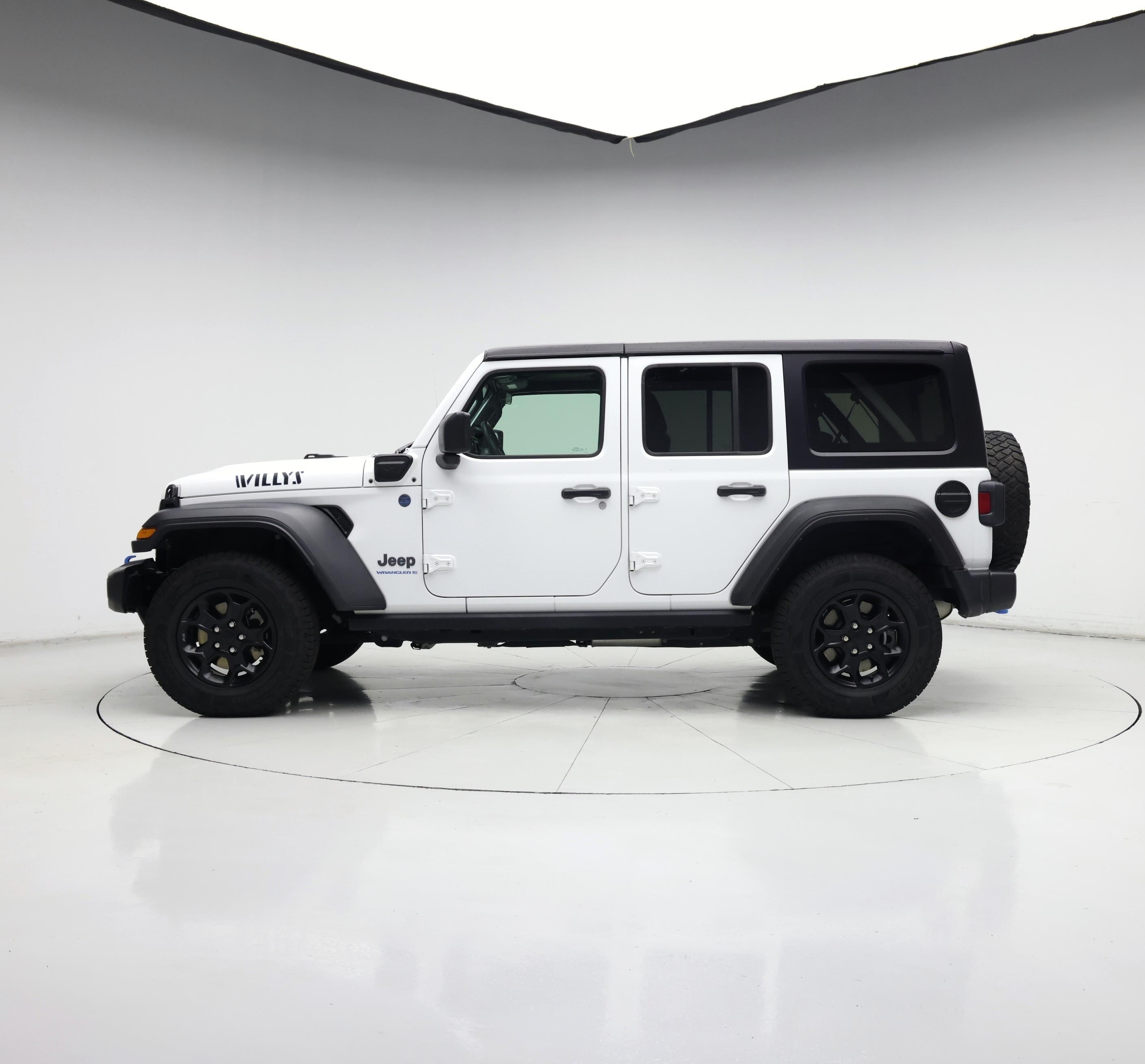 Thumbnail: 2023 Jeep Wrangler - 3
