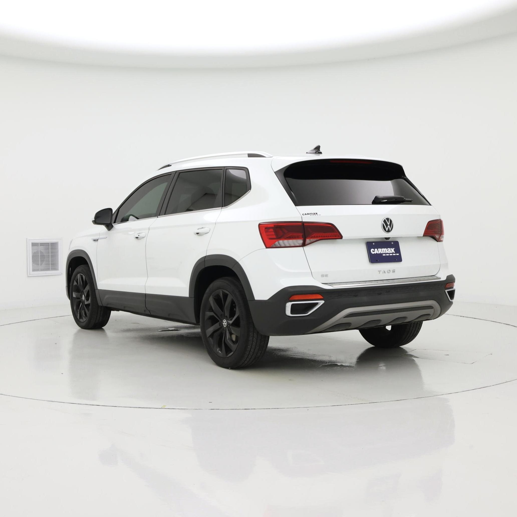 Thumbnail: 2022 Volkswagen Taos - 2