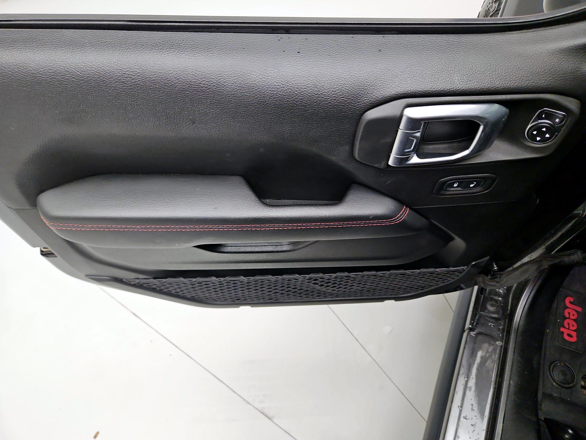 Thumbnail: 2021 Jeep Wrangler - 12