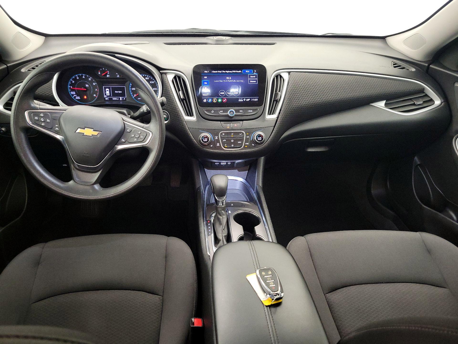 Thumbnail: 2023 Chevrolet Malibu - 9